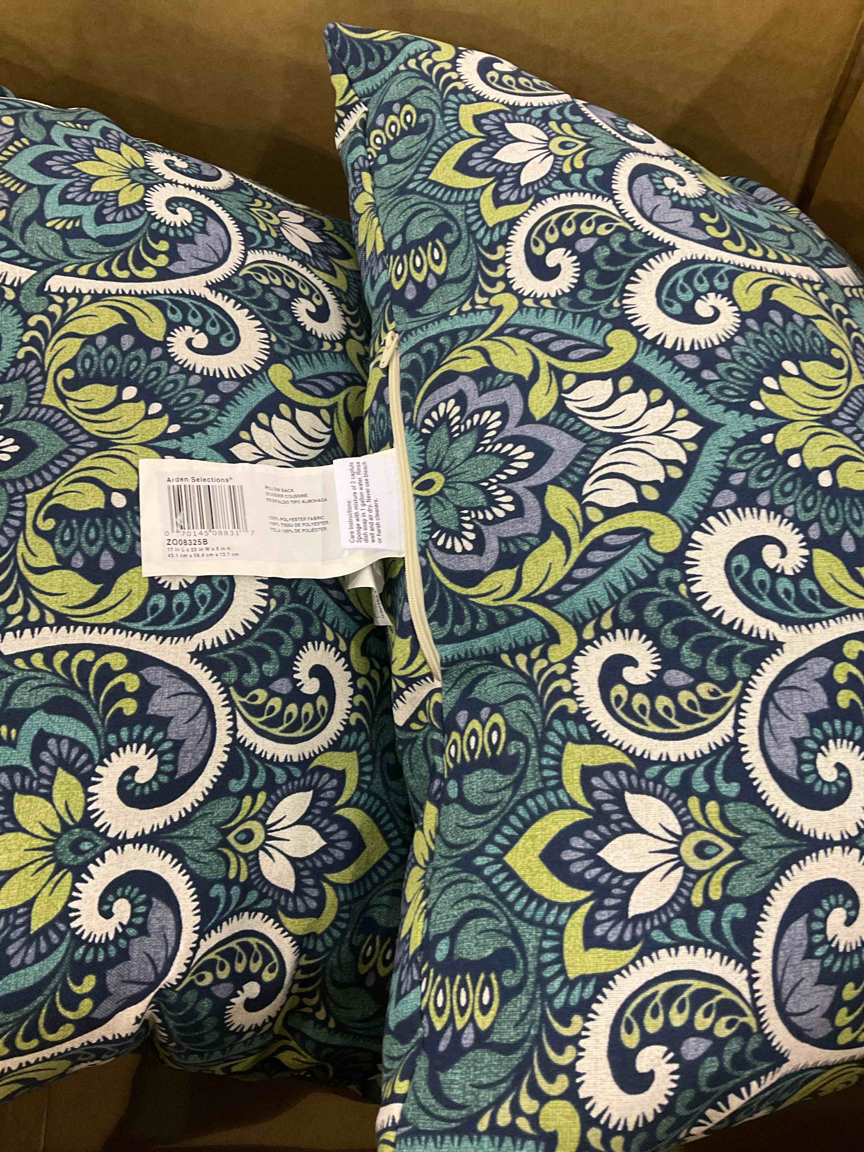 https://s3.amazonaws.com/lotting-images-prod/BargainHunt/EXS01504622_1716550427800.jpeg