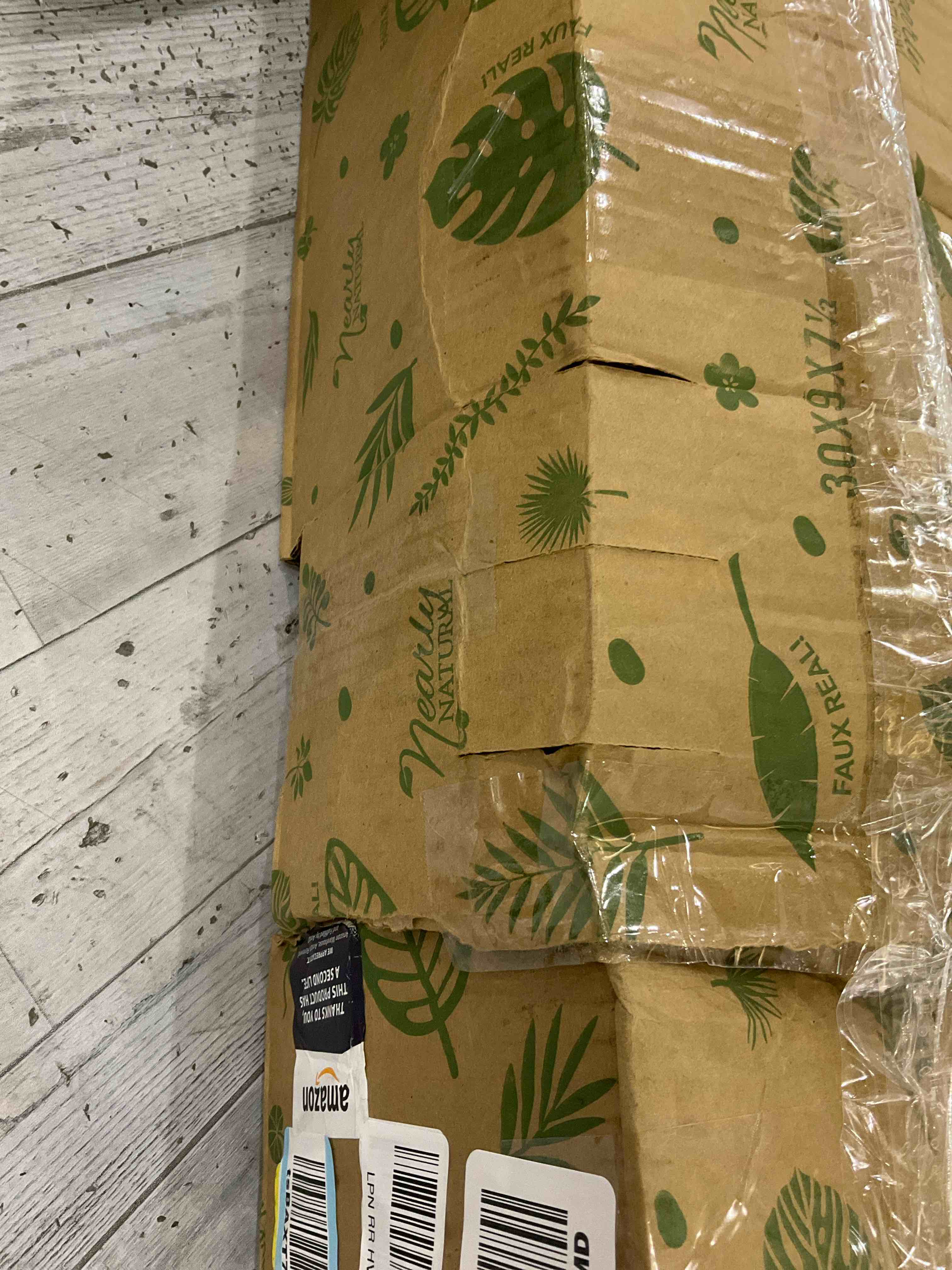 https://s3.amazonaws.com/lotting-images-prod/BargainHunt/EXS01504674_1716897045076.jpeg