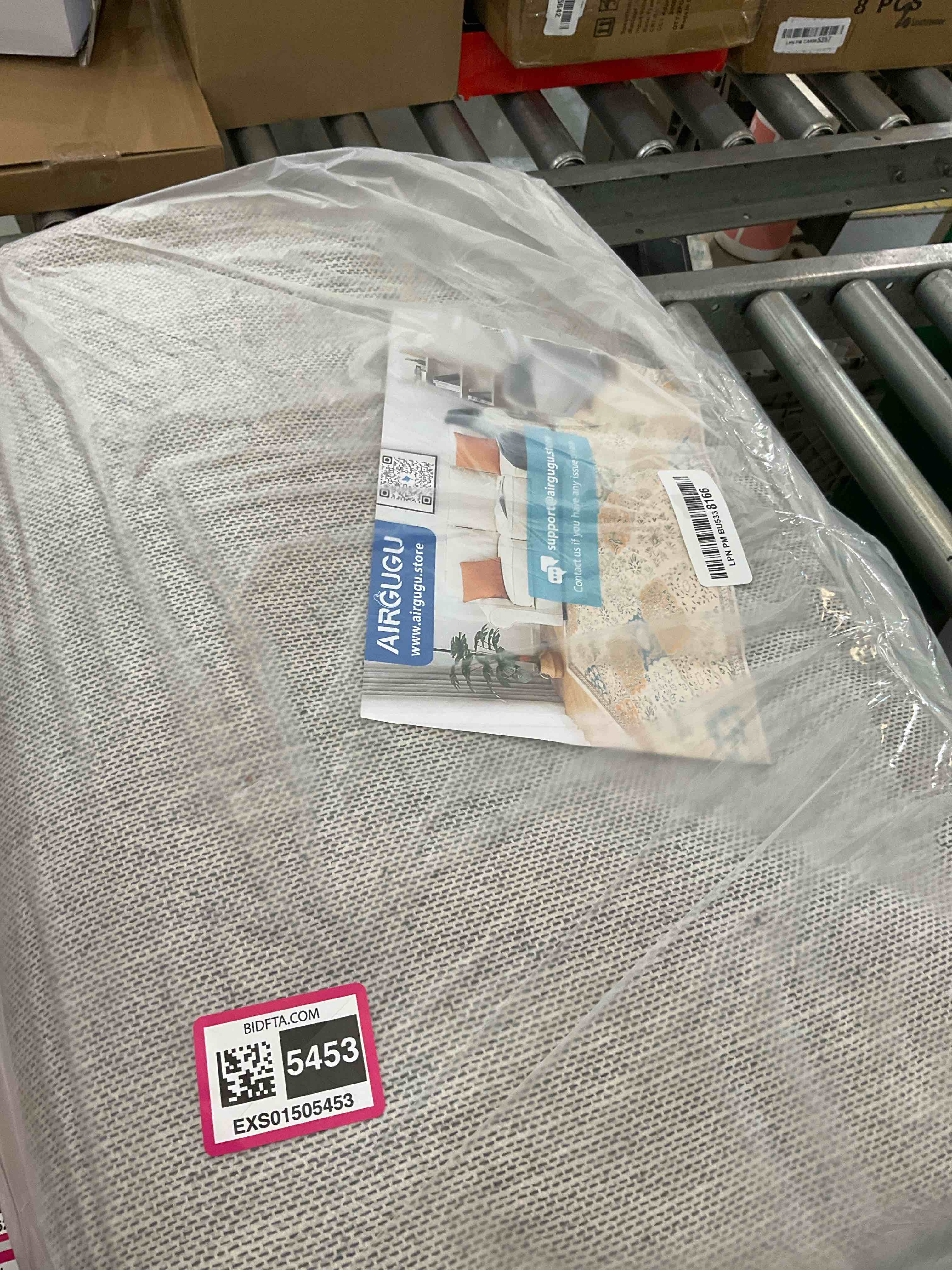 https://s3.amazonaws.com/lotting-images-prod/BargainHunt/EXS01505453_1717003010080.jpeg