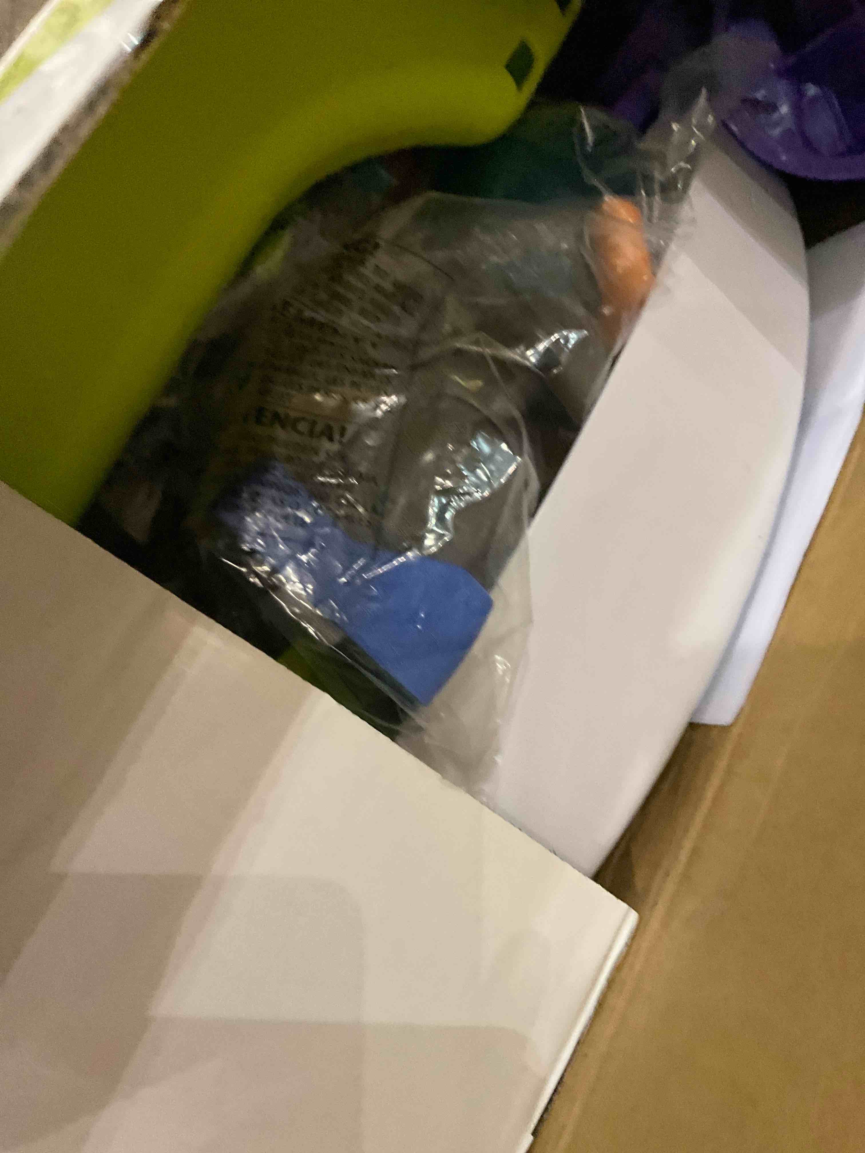 https://s3.amazonaws.com/lotting-images-prod/BargainHunt/EXS01505576_1717596739044.jpeg