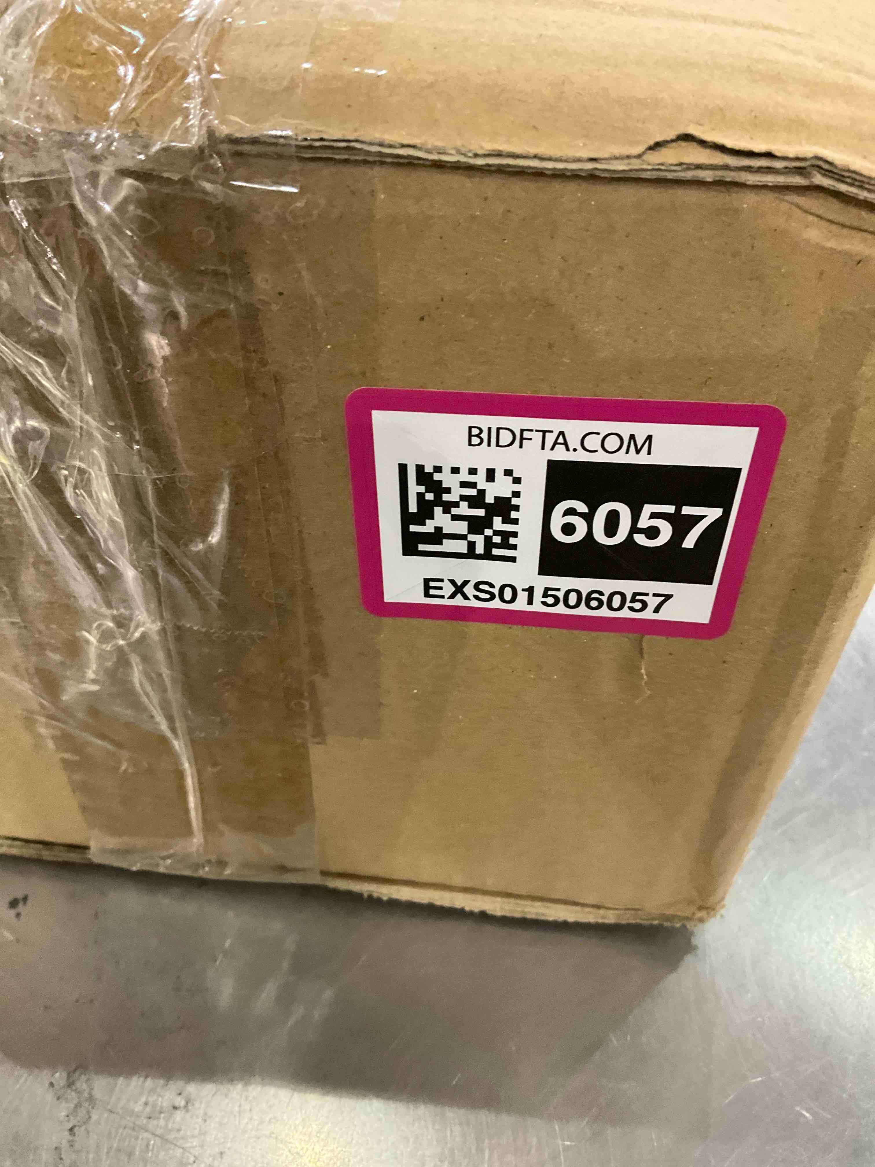 https://s3.amazonaws.com/lotting-images-prod/BargainHunt/EXS01506057_1716550011189.jpeg