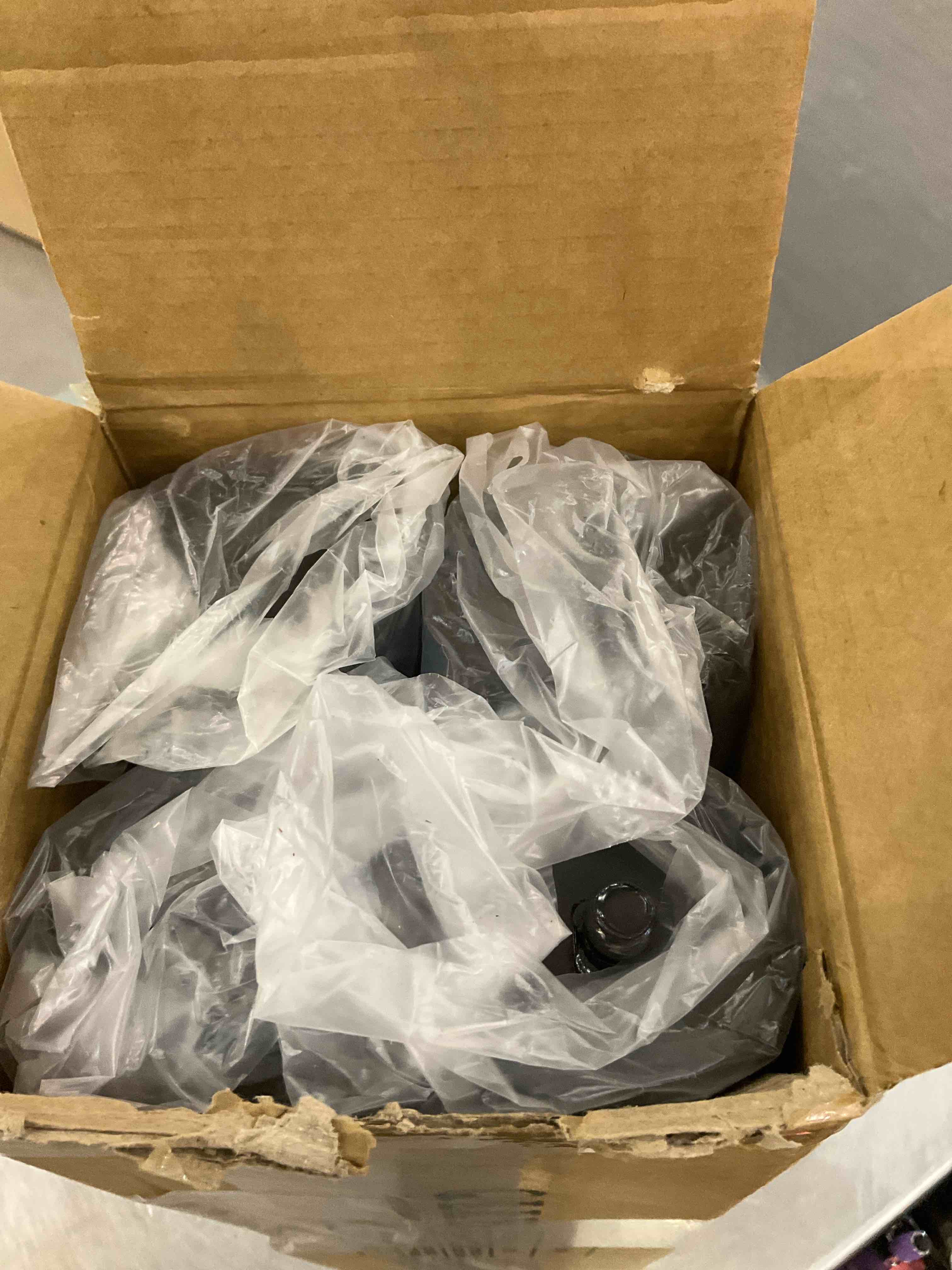 https://s3.amazonaws.com/lotting-images-prod/BargainHunt/EXS01506080_1716552450639.jpeg
