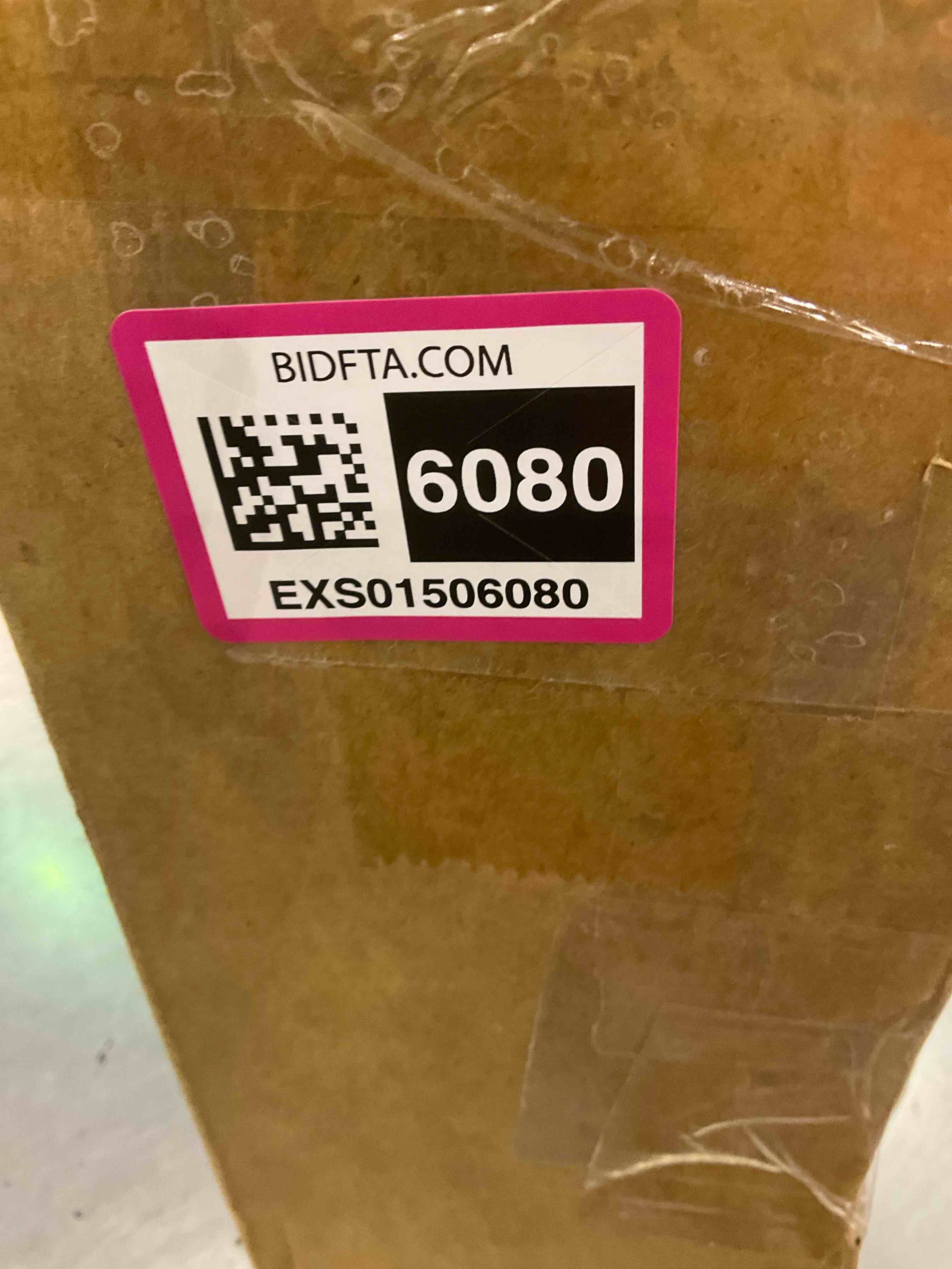 https://s3.amazonaws.com/lotting-images-prod/BargainHunt/EXS01506080_1716552472840.jpeg