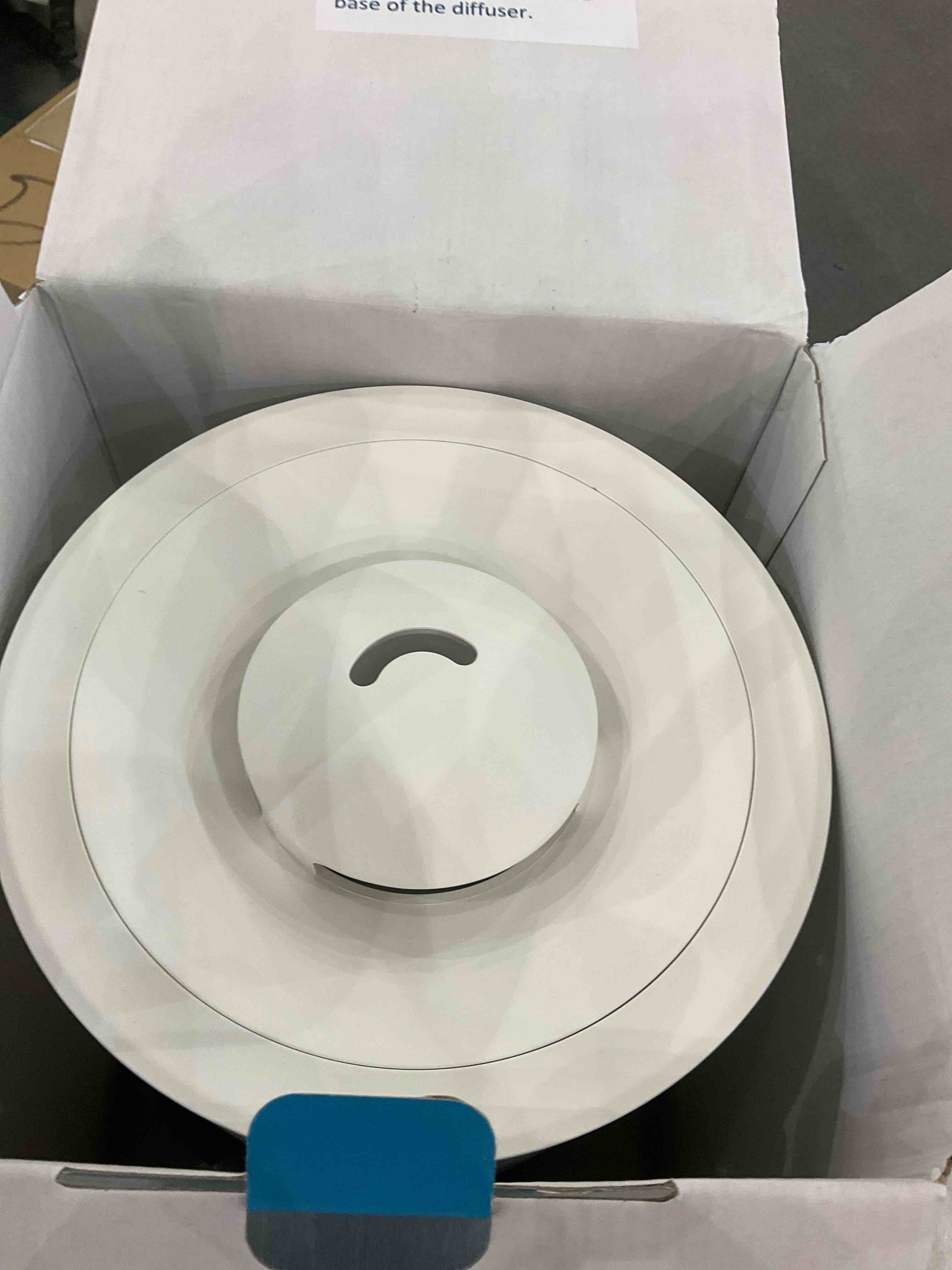 https://s3.amazonaws.com/lotting-images-prod/BargainHunt/EXS01506086_1716553244714.jpeg