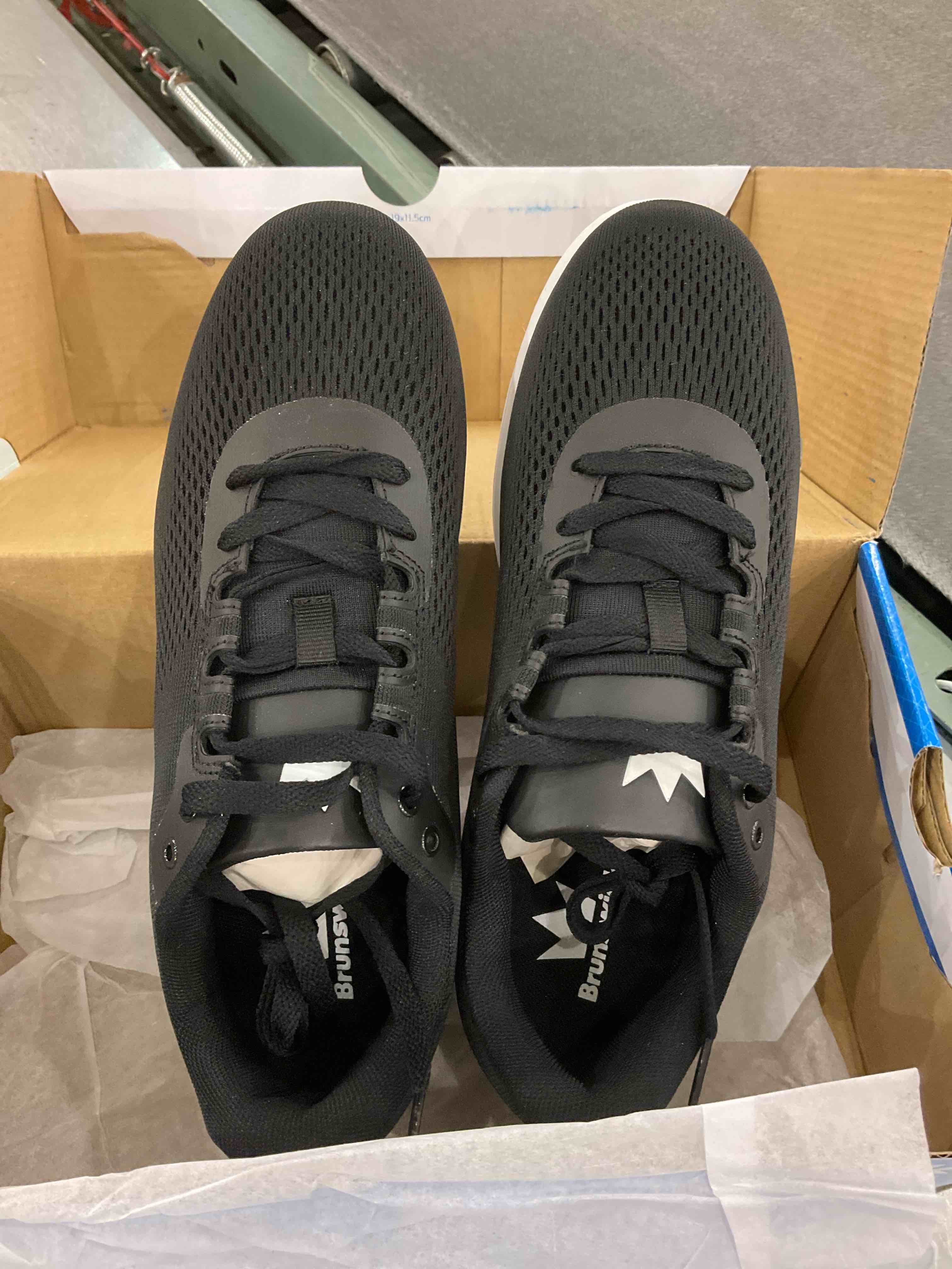 https://s3.amazonaws.com/lotting-images-prod/BargainHunt/EXS01506087_1716553371335.jpeg