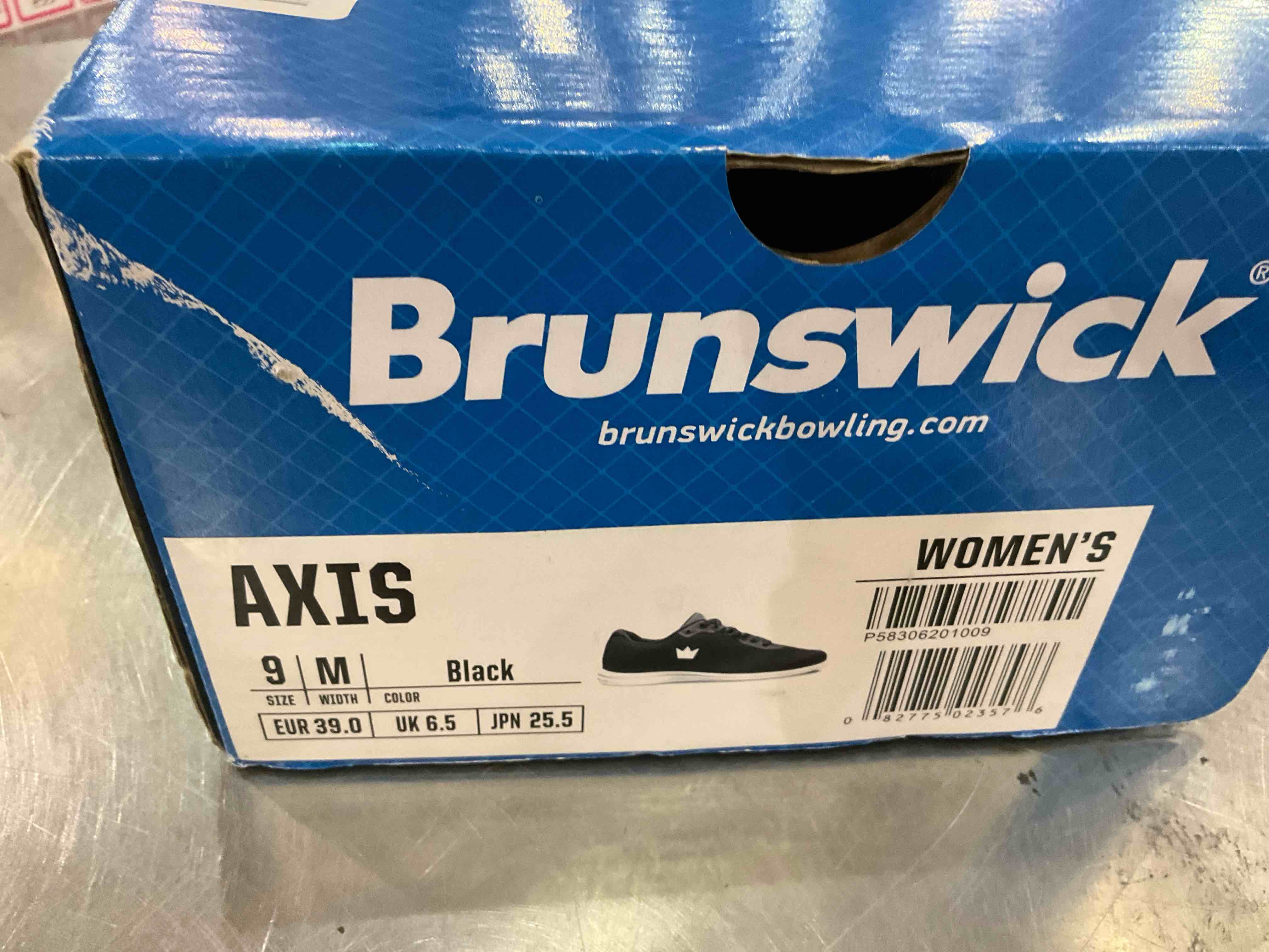 https://s3.amazonaws.com/lotting-images-prod/BargainHunt/EXS01506087_1716553416883.jpeg