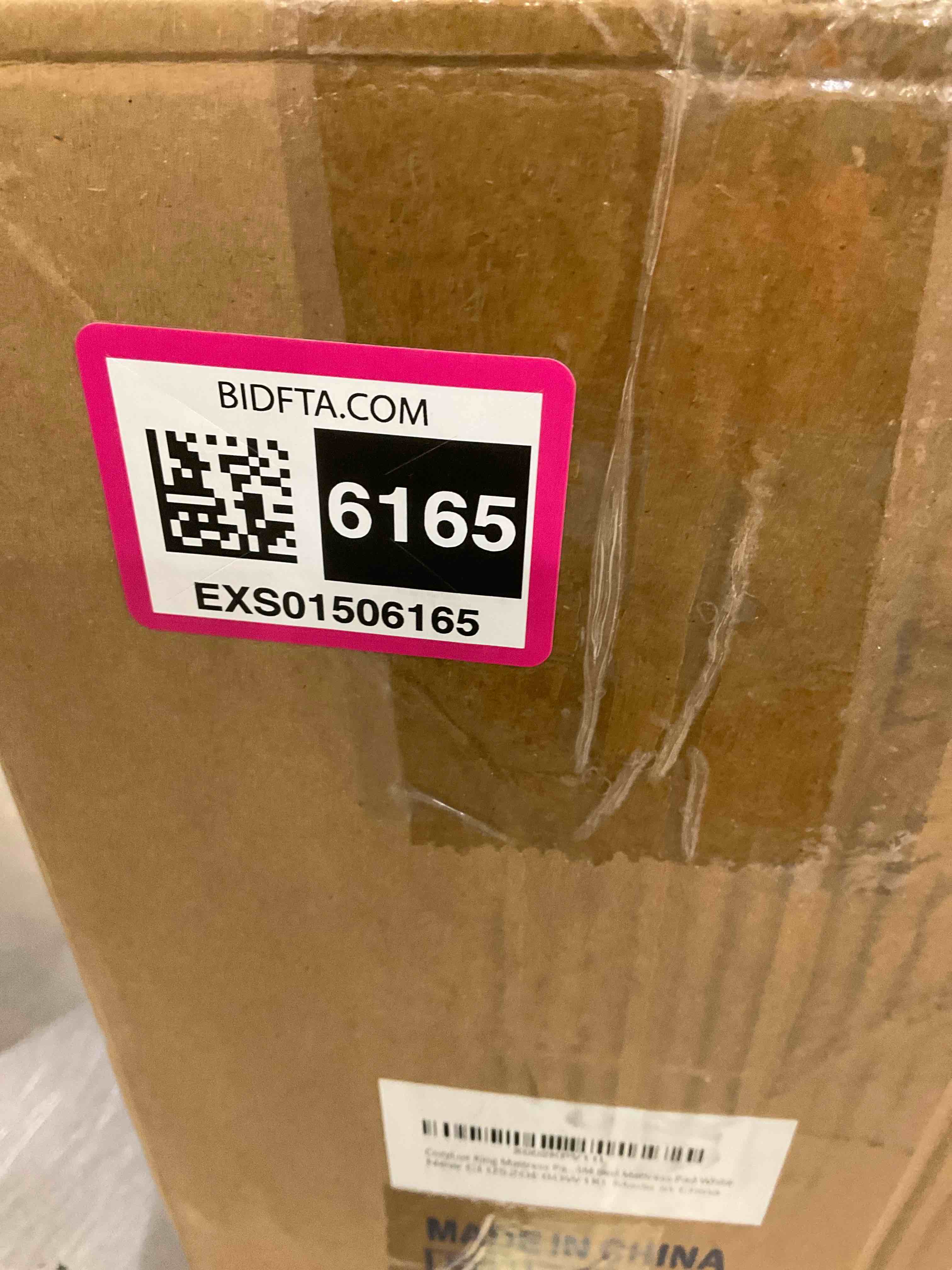 https://s3.amazonaws.com/lotting-images-prod/BargainHunt/EXS01506165_1716907382251.jpeg
