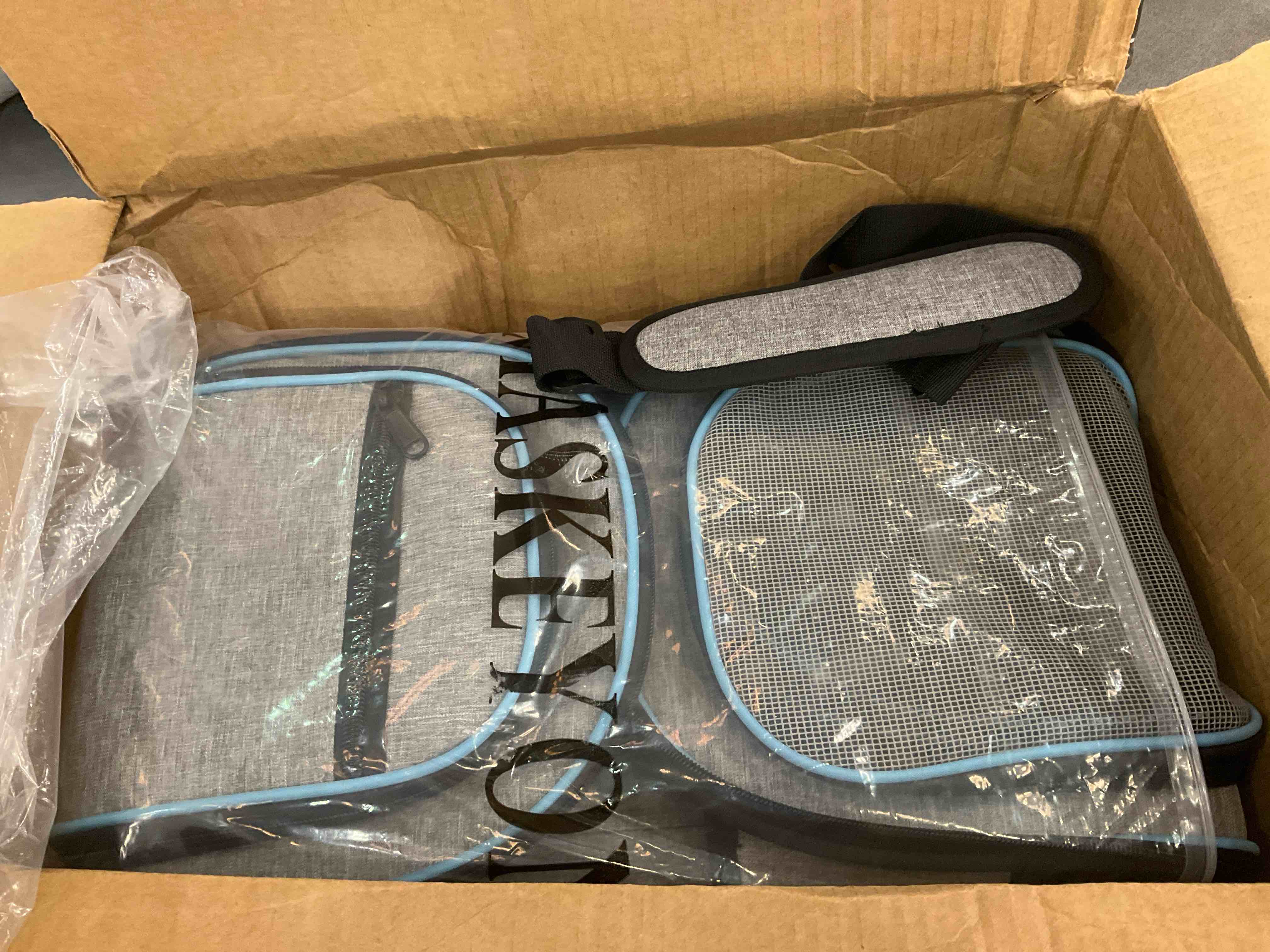 https://s3.amazonaws.com/lotting-images-prod/BargainHunt/EXS01506166_1716907493807.jpeg