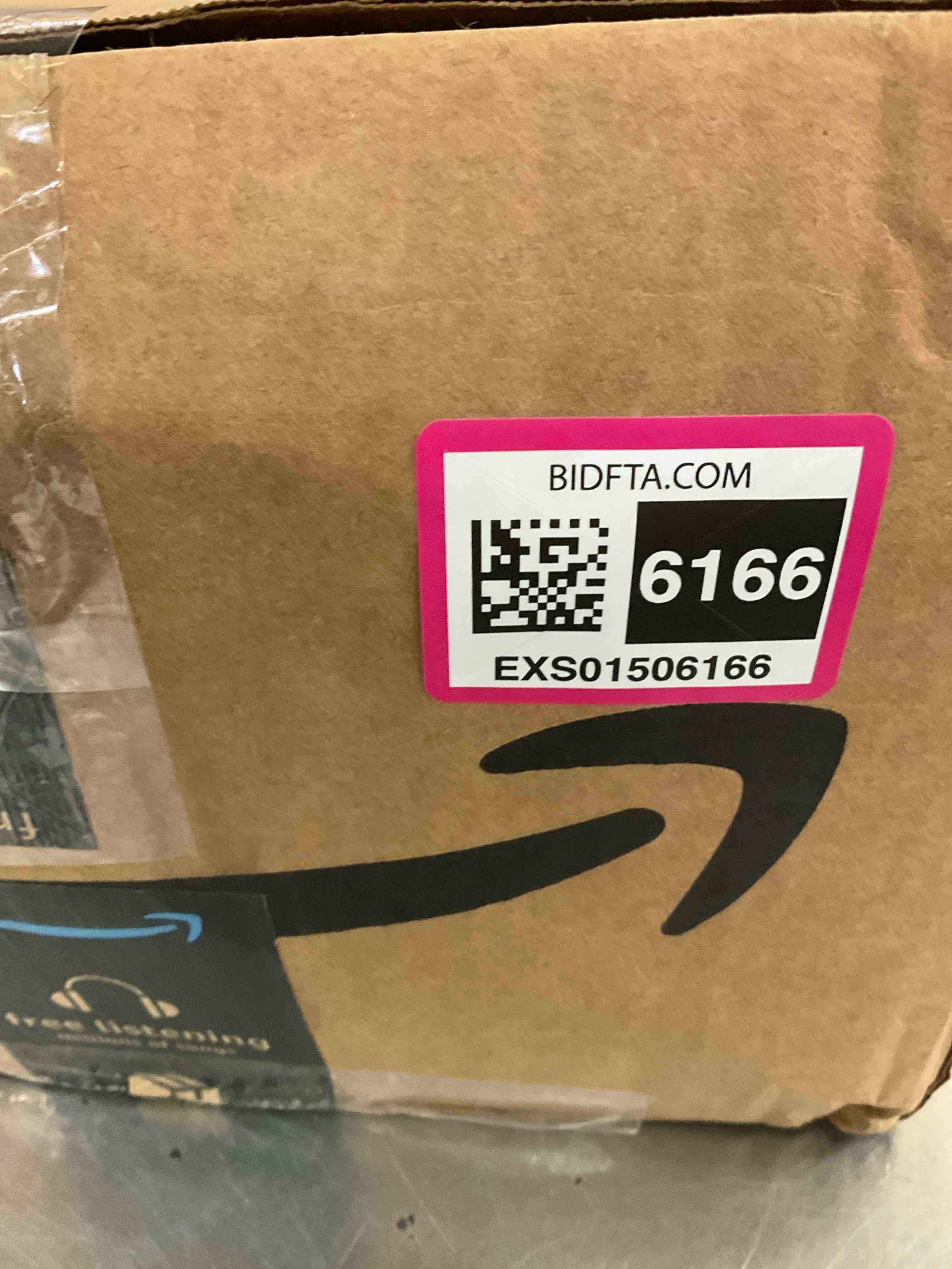 https://s3.amazonaws.com/lotting-images-prod/BargainHunt/EXS01506166_1716907525360.jpeg