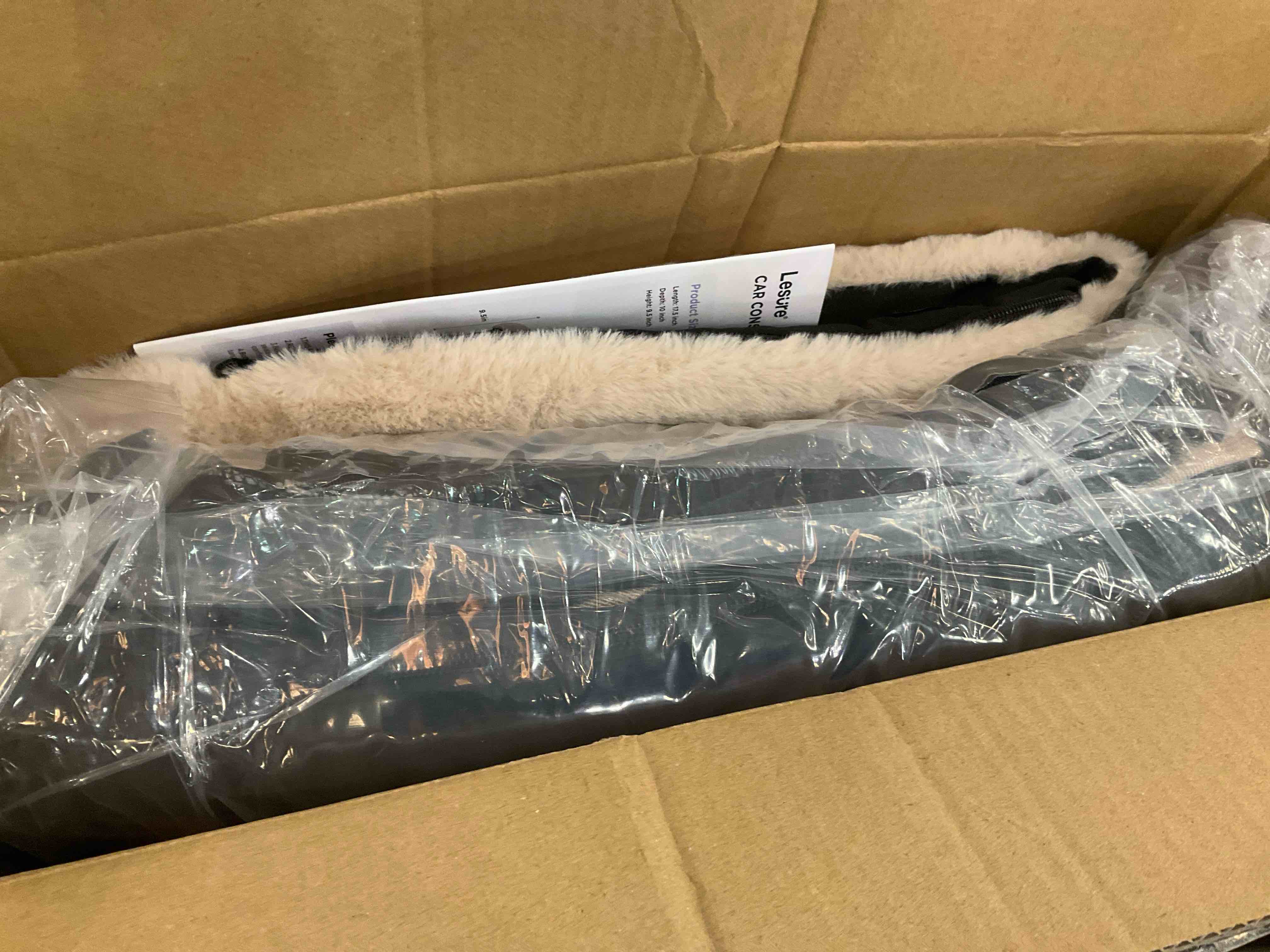 https://s3.amazonaws.com/lotting-images-prod/BargainHunt/EXS01506177_1716909451004.jpeg