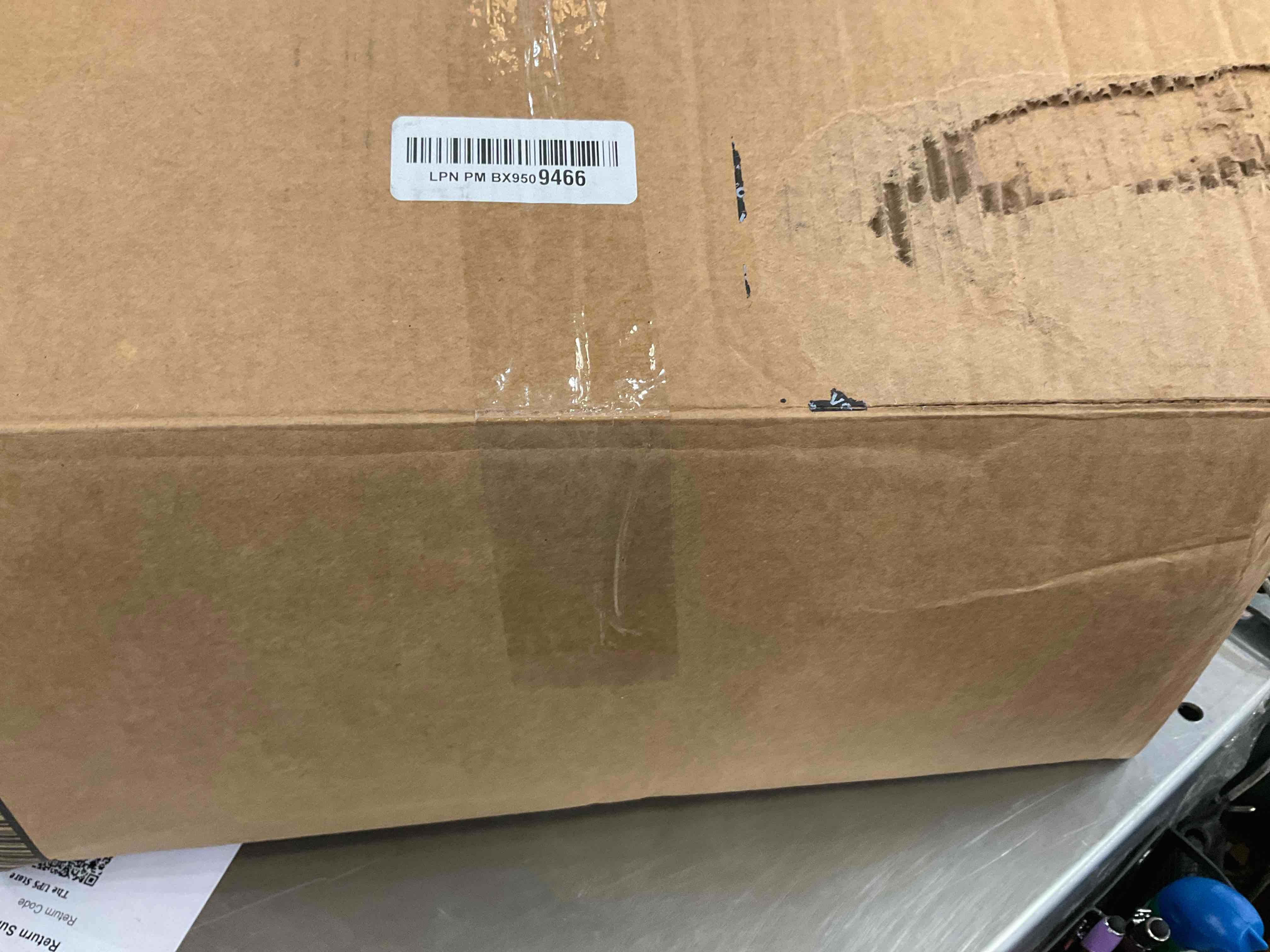 https://s3.amazonaws.com/lotting-images-prod/BargainHunt/EXS01506181_1716910061723.jpeg