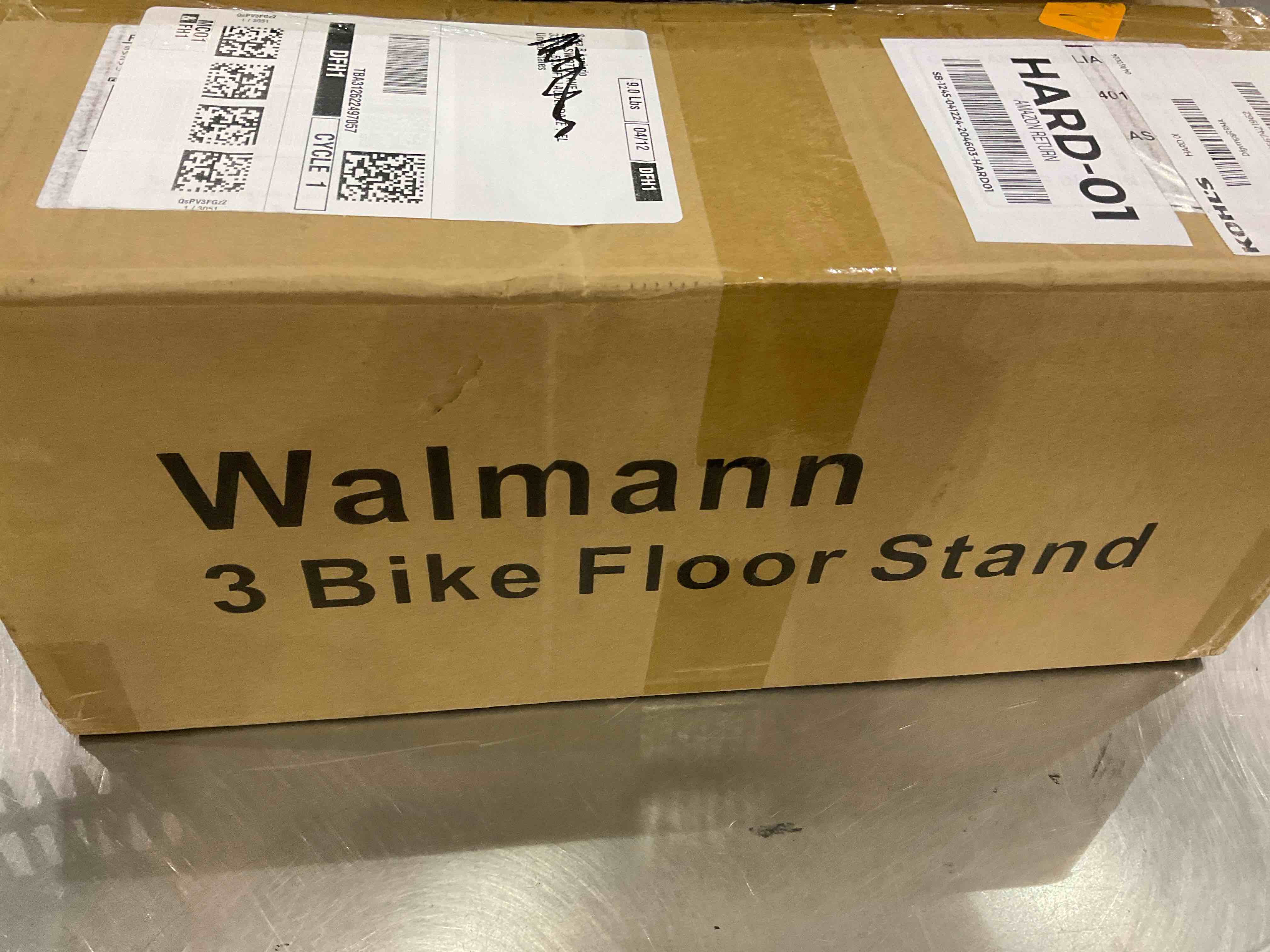 https://s3.amazonaws.com/lotting-images-prod/BargainHunt/EXS01506274_1716984026824.jpeg
