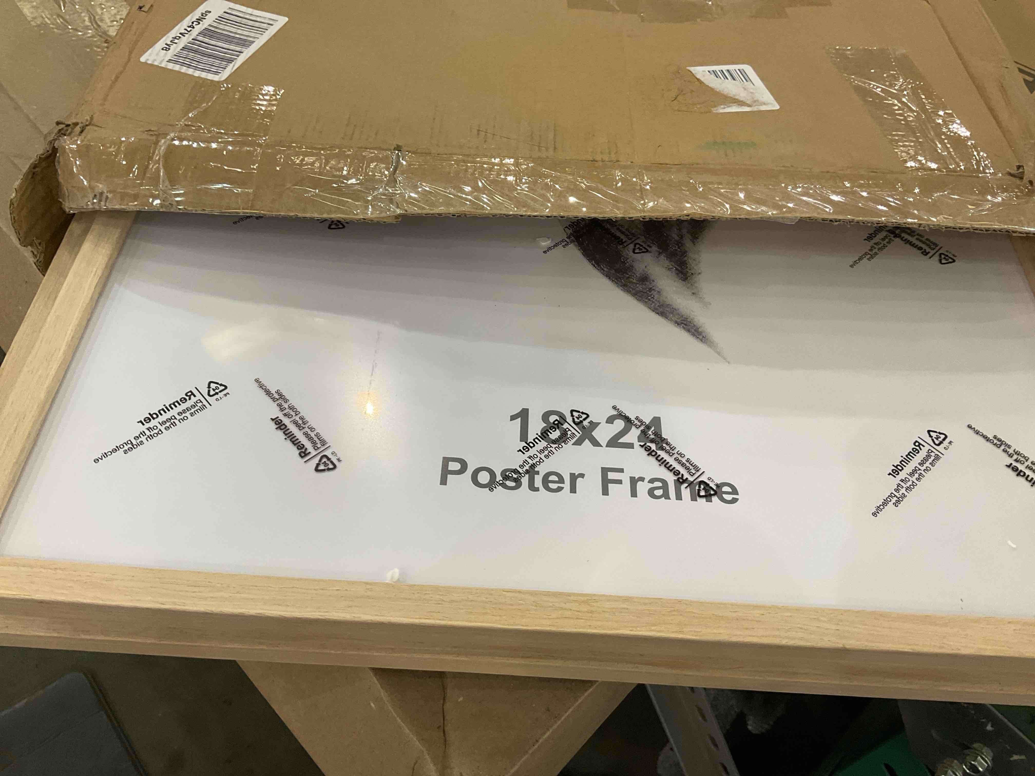 https://s3.amazonaws.com/lotting-images-prod/BargainHunt/EXS01506323_1716992648414.jpeg