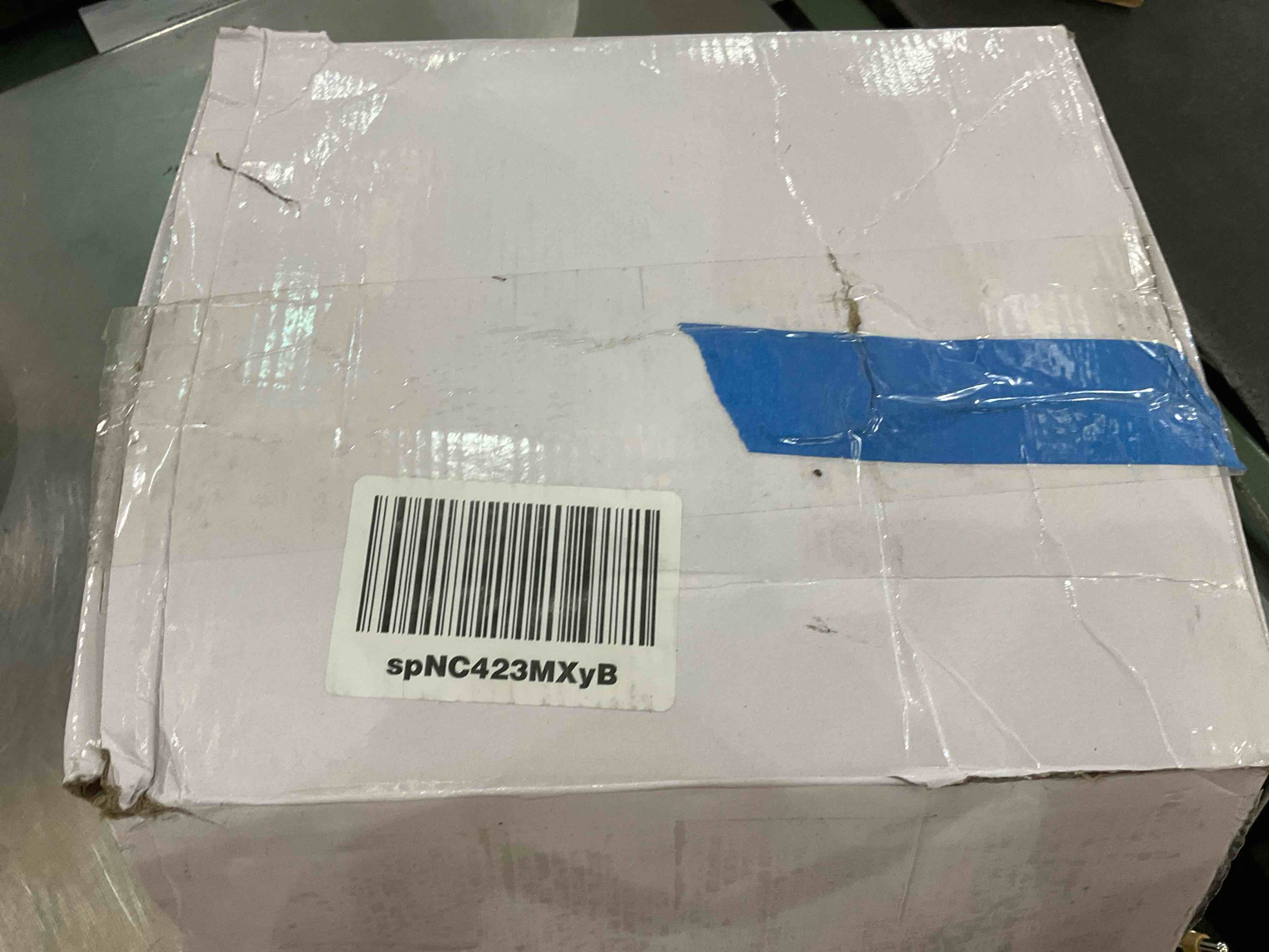 https://s3.amazonaws.com/lotting-images-prod/BargainHunt/EXS01506336_1716994773918.jpeg