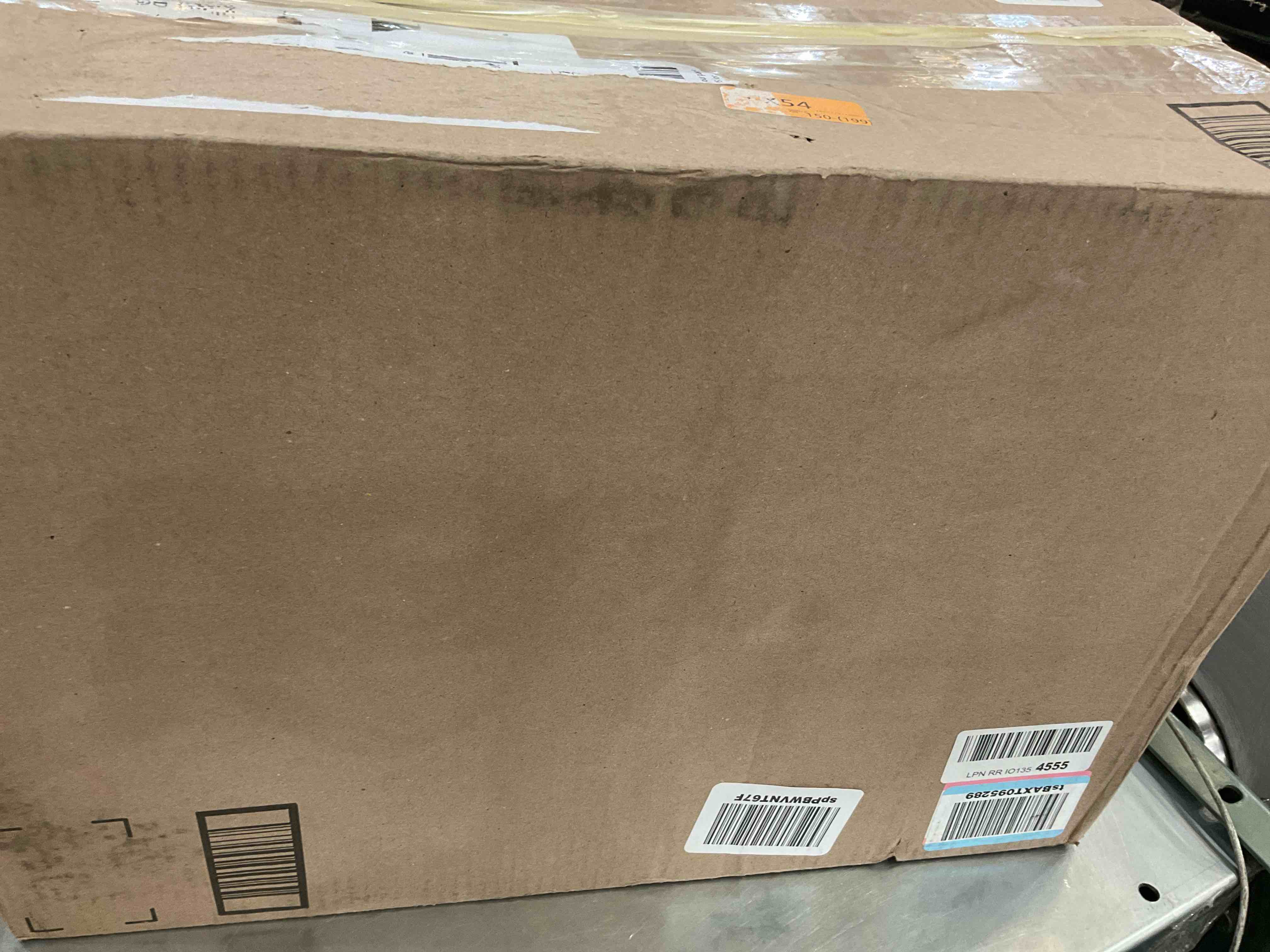https://s3.amazonaws.com/lotting-images-prod/BargainHunt/EXS01506386_1717008341197.jpeg