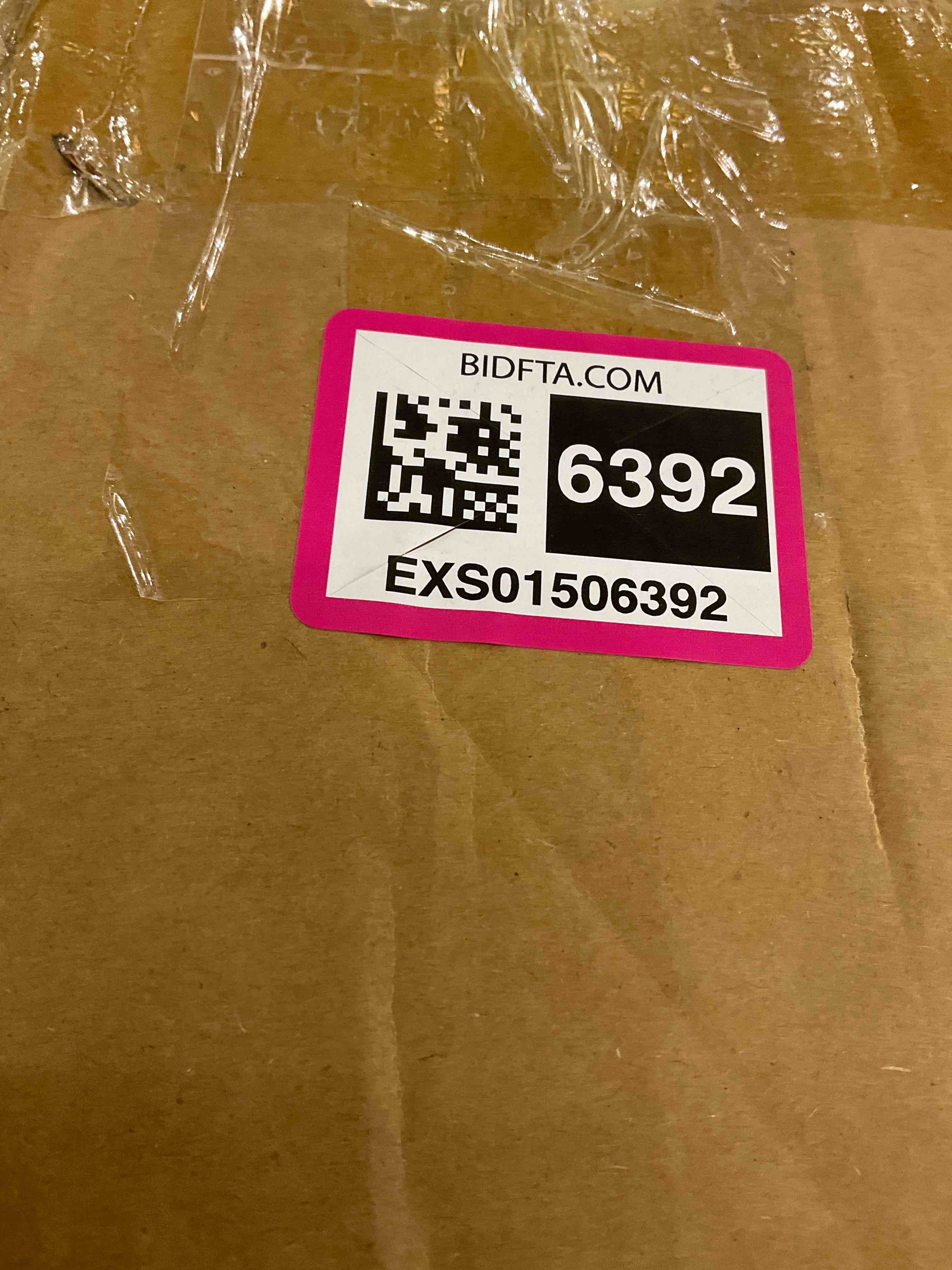 https://s3.amazonaws.com/lotting-images-prod/BargainHunt/EXS01506392_1717009475830.jpeg