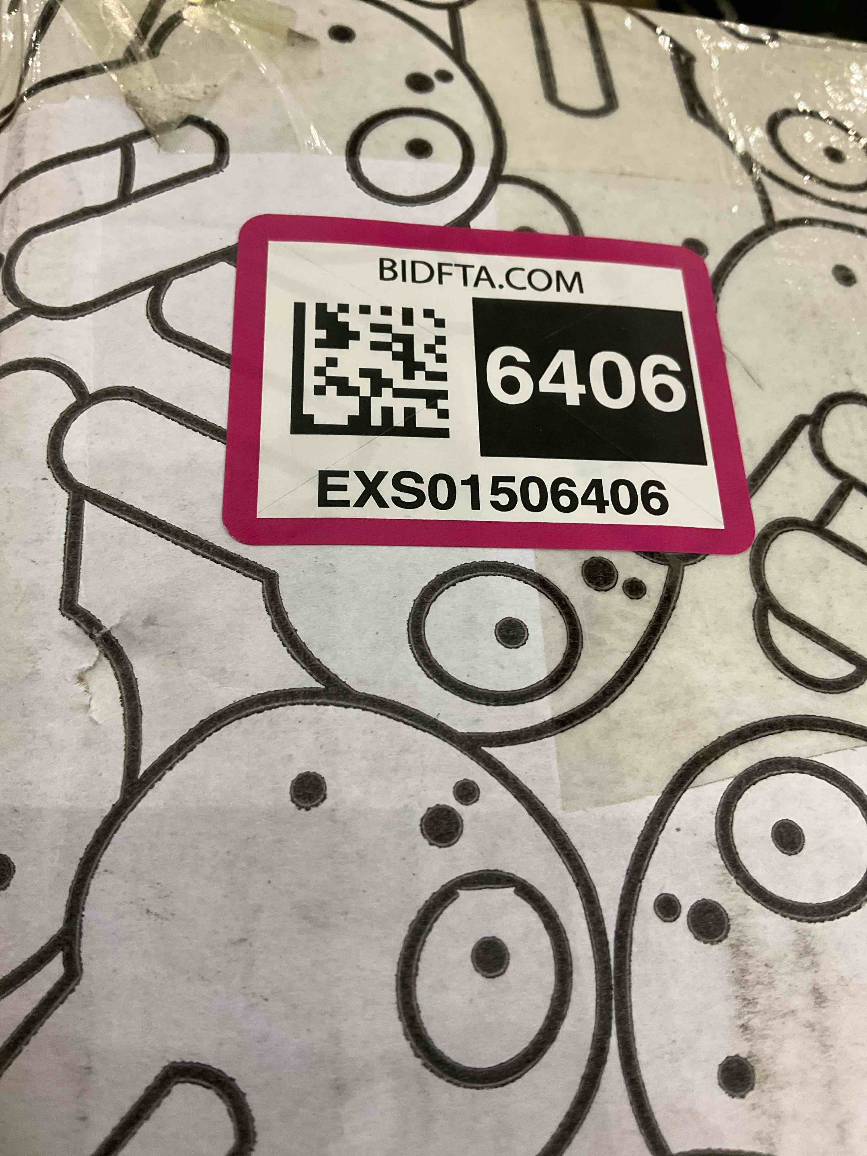 https://s3.amazonaws.com/lotting-images-prod/BargainHunt/EXS01506406_1717069484633.jpeg