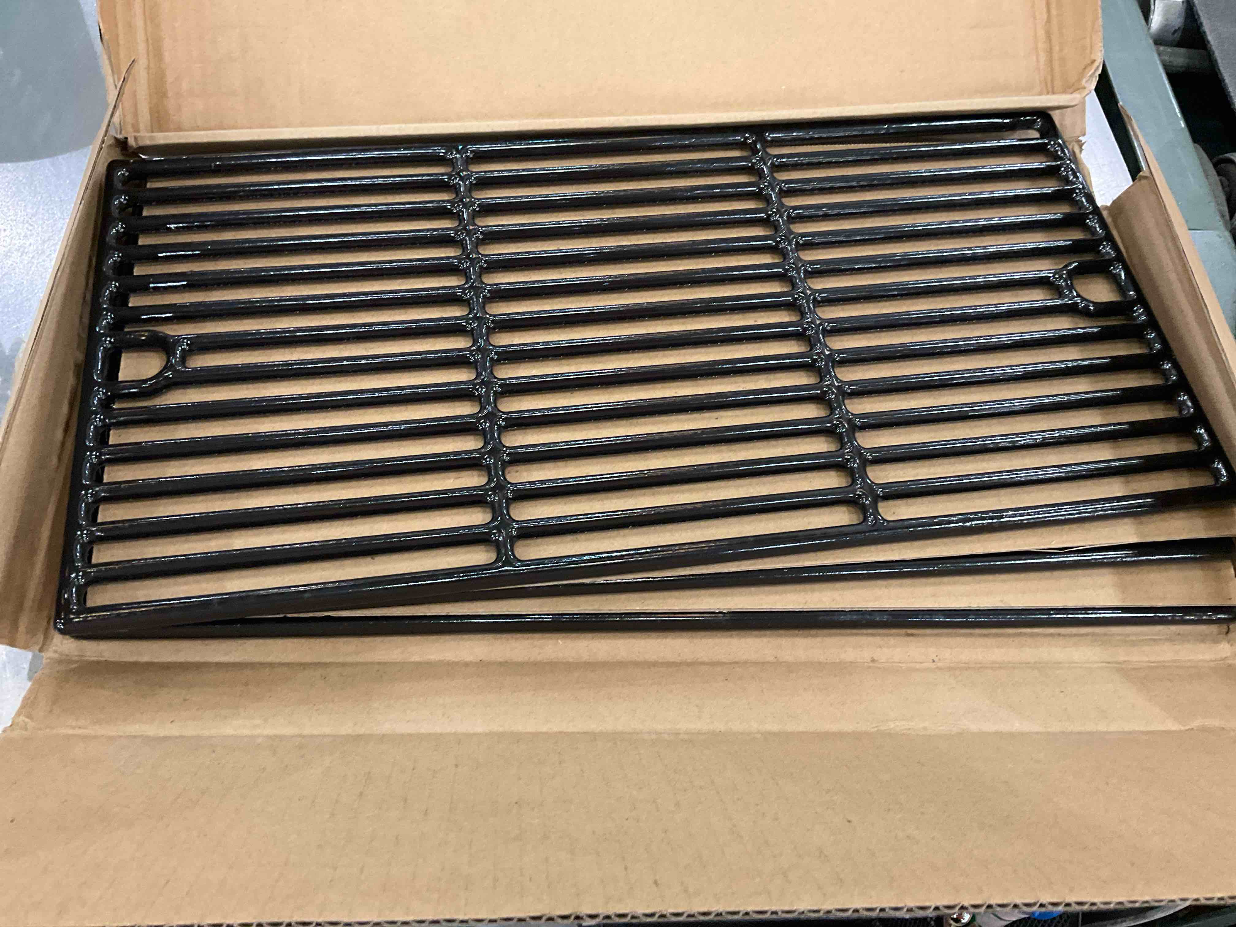 https://s3.amazonaws.com/lotting-images-prod/BargainHunt/EXS01506441_1717081951426.jpeg