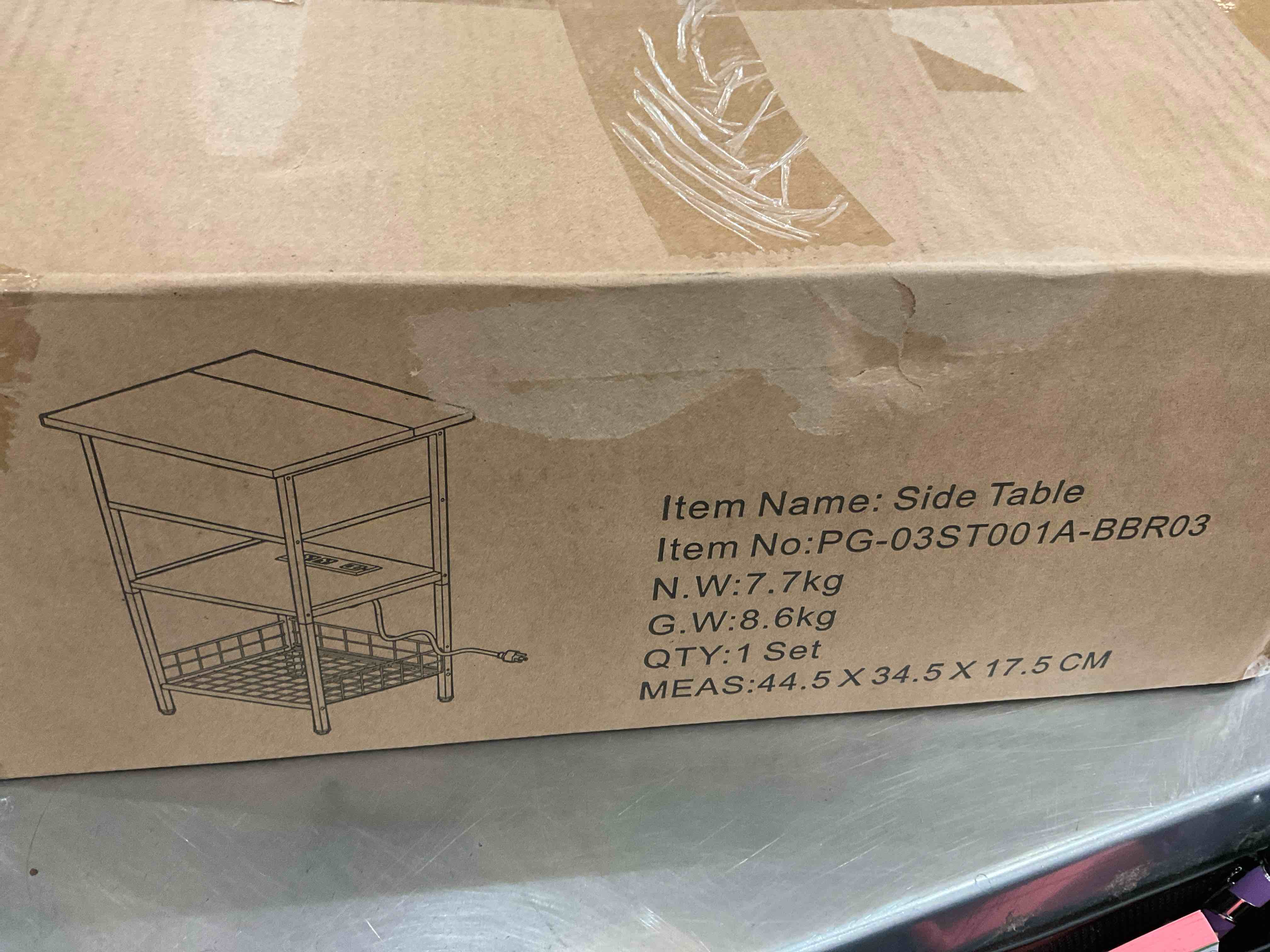 https://s3.amazonaws.com/lotting-images-prod/BargainHunt/EXS01506487_1717091260704.jpeg