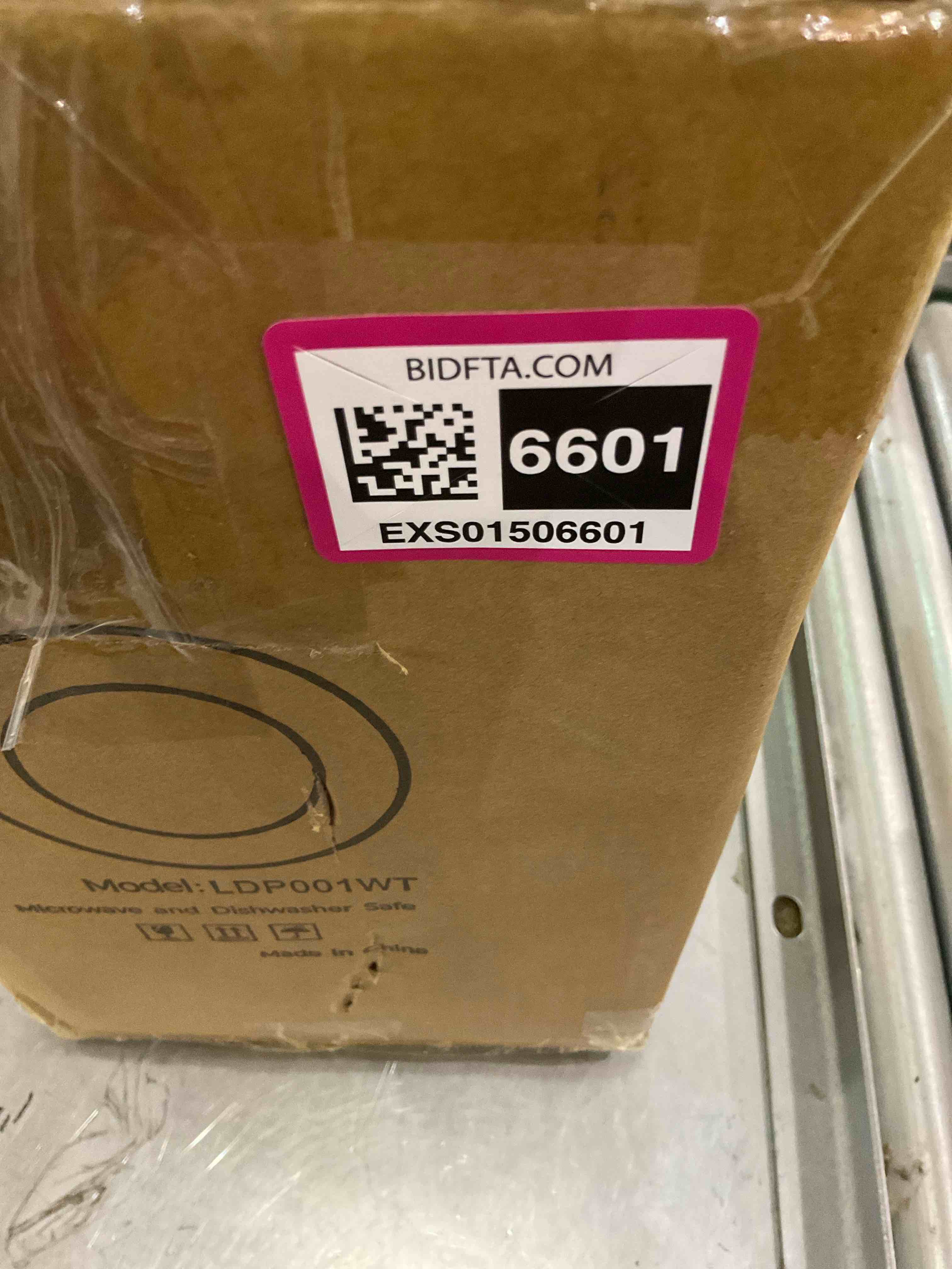 https://s3.amazonaws.com/lotting-images-prod/BargainHunt/EXS01506601_1715948525517.jpeg