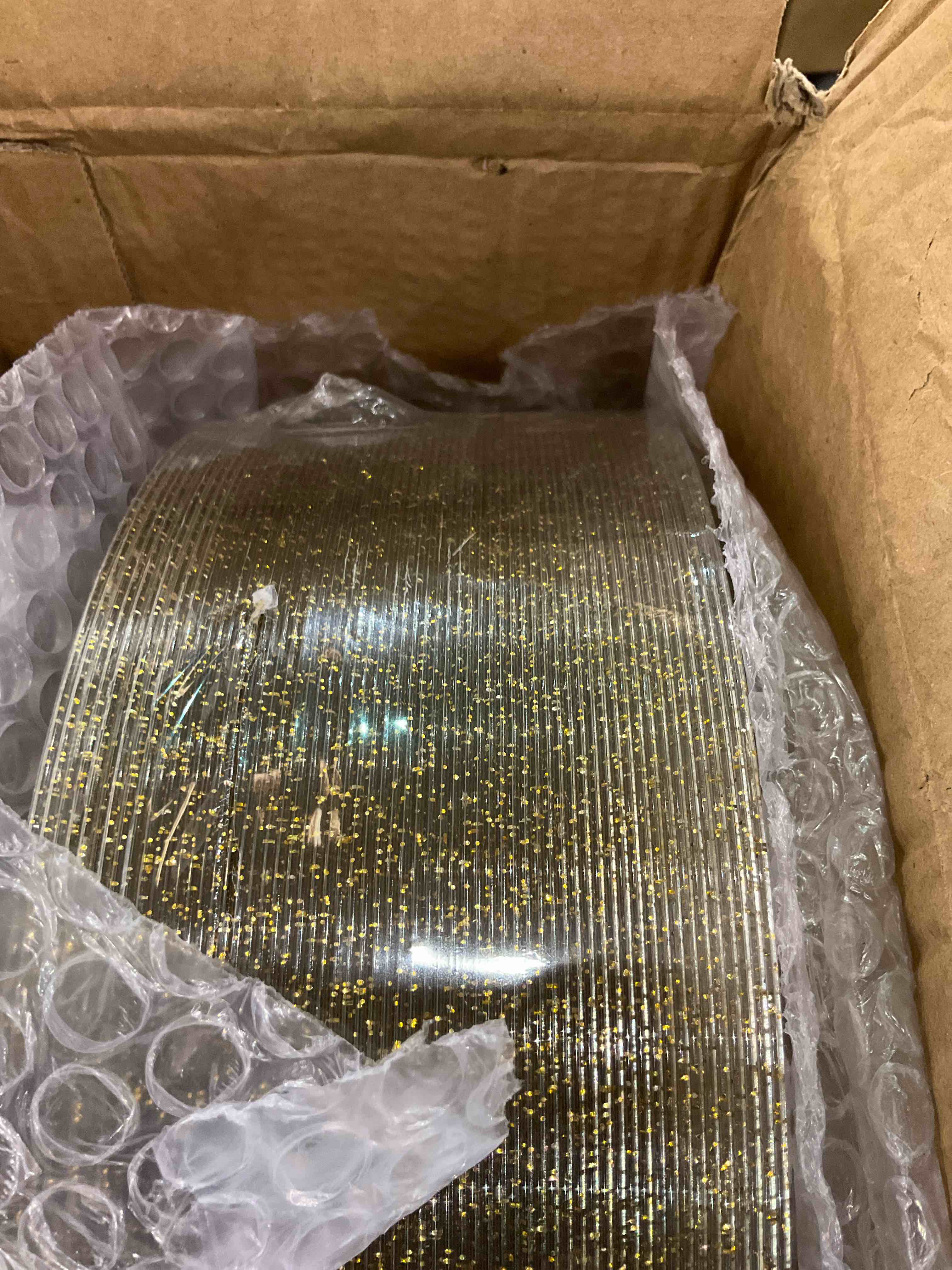 https://s3.amazonaws.com/lotting-images-prod/BargainHunt/EXS01506690_1715965448005.jpeg