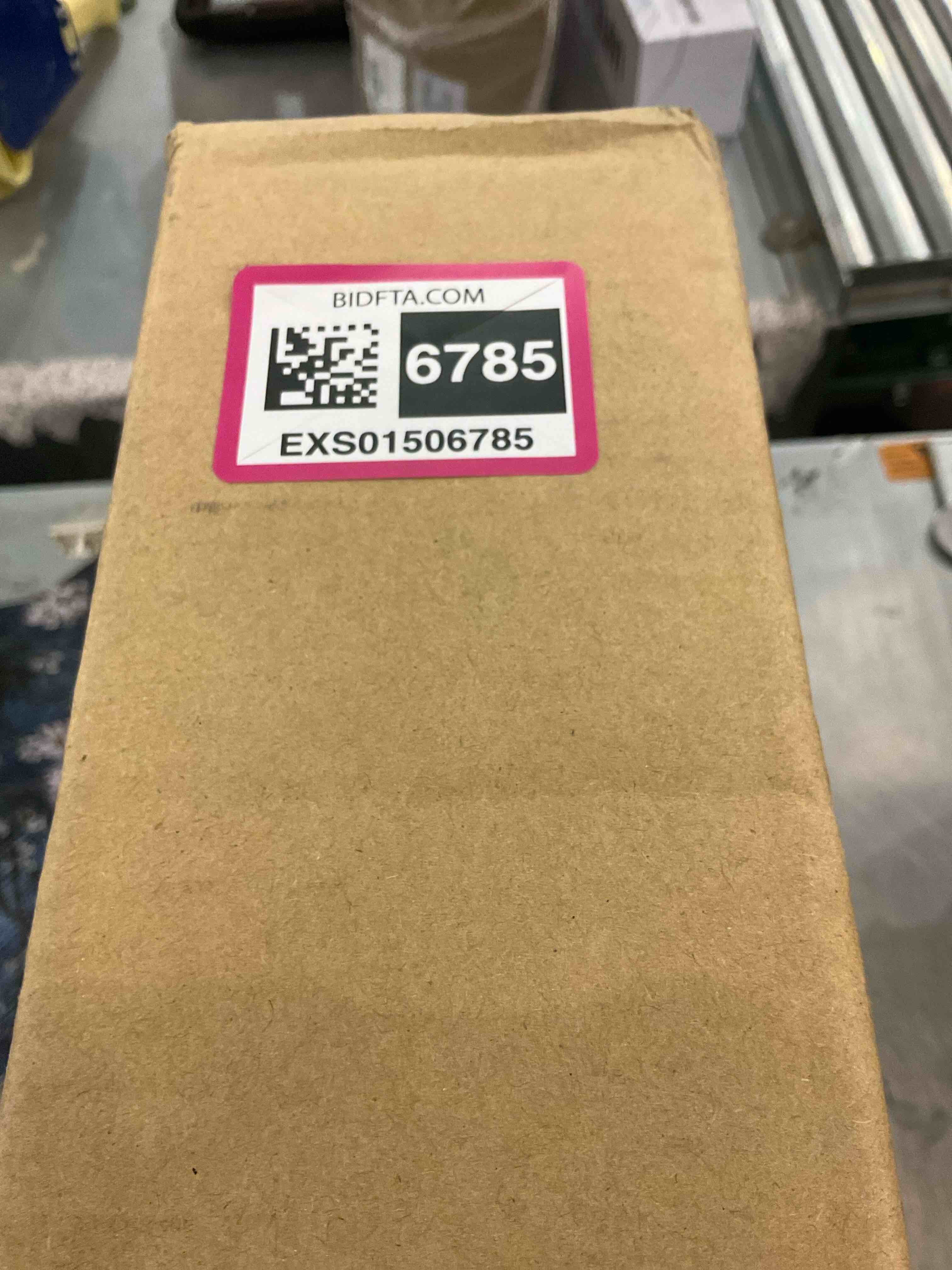https://s3.amazonaws.com/lotting-images-prod/BargainHunt/EXS01506785_1716206866301.jpeg