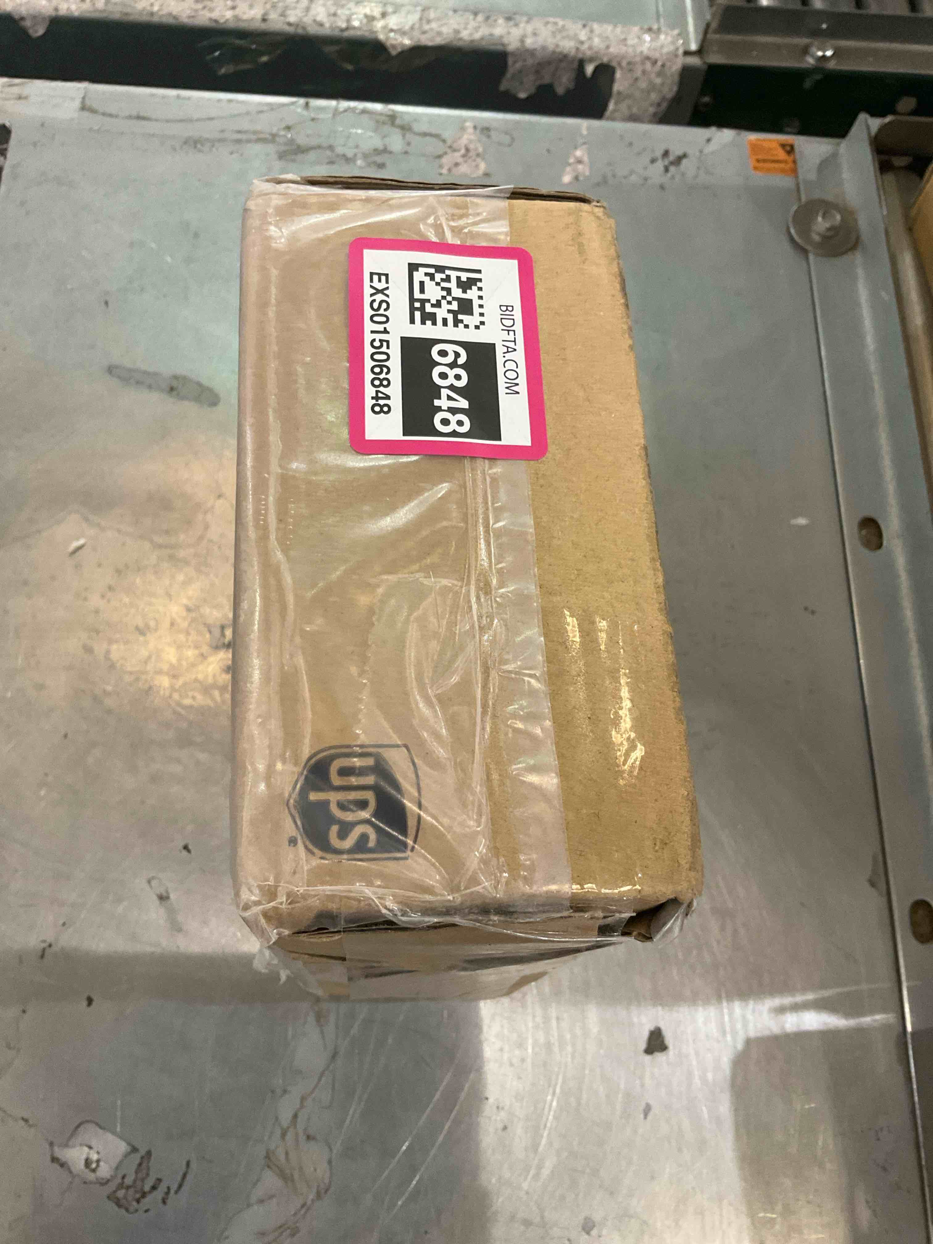 https://s3.amazonaws.com/lotting-images-prod/BargainHunt/EXS01506848_1716216202354.jpeg