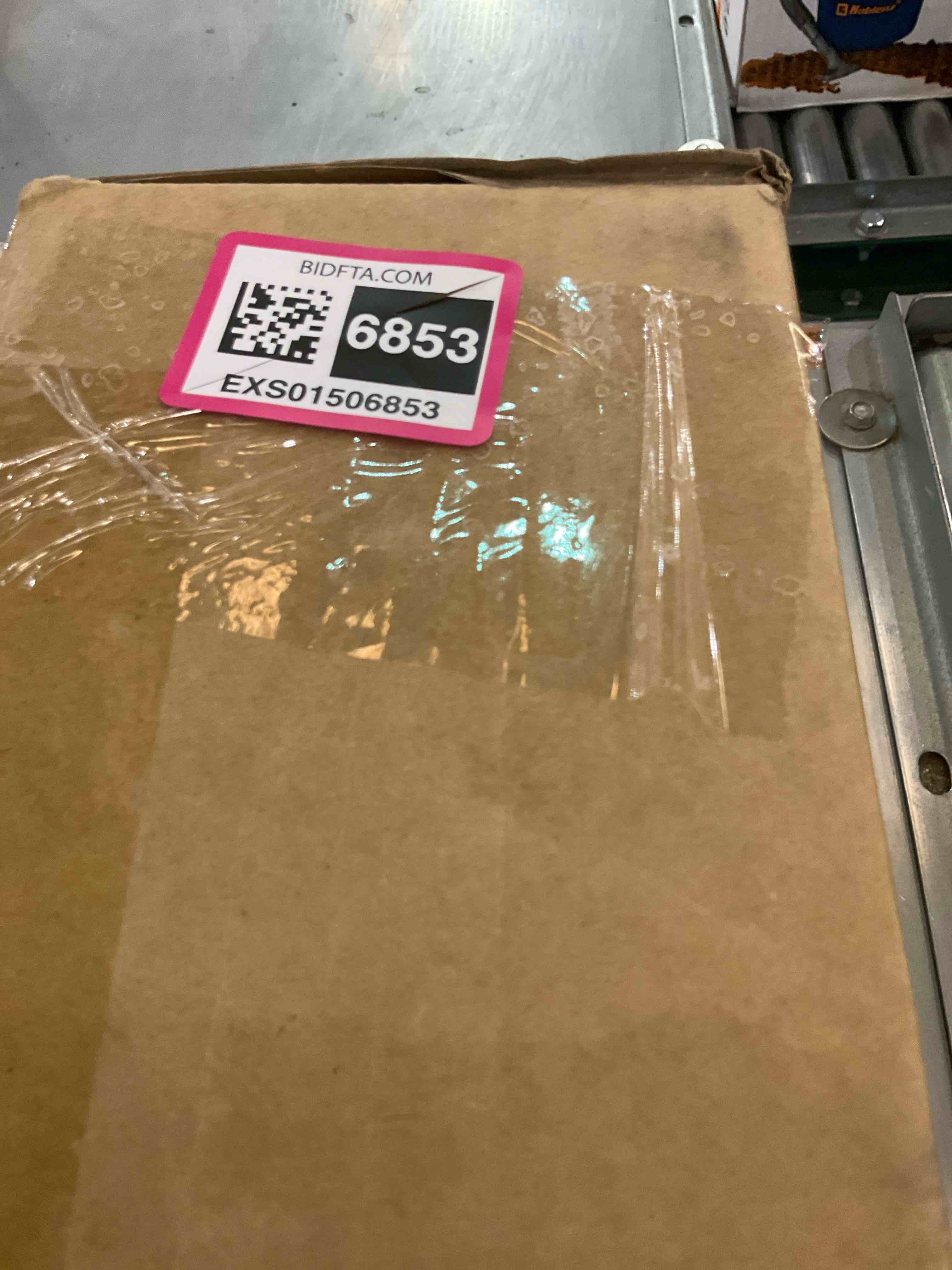 https://s3.amazonaws.com/lotting-images-prod/BargainHunt/EXS01506853_1716216514150.jpeg