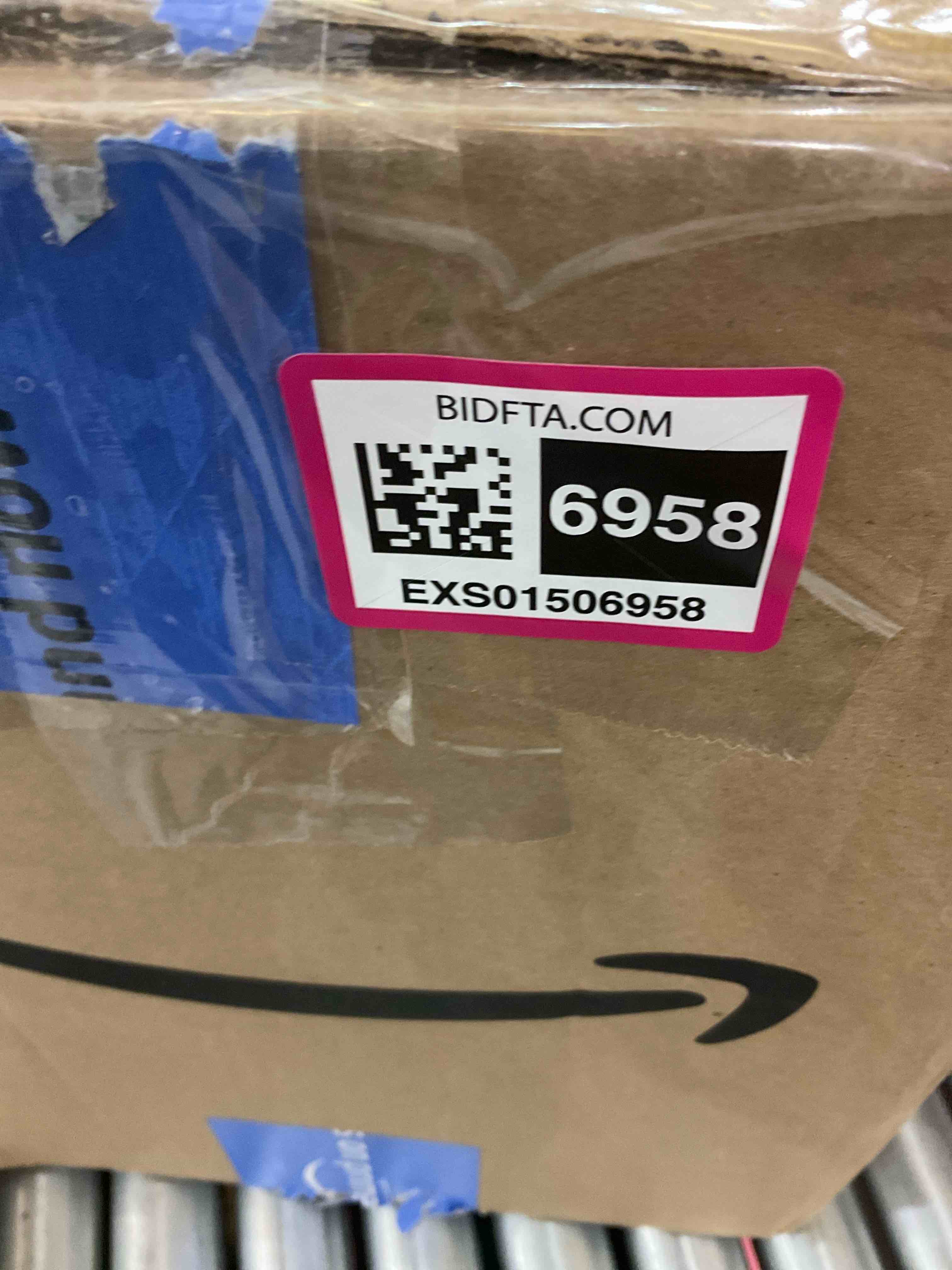 https://s3.amazonaws.com/lotting-images-prod/BargainHunt/EXS01506958_1716298934326.jpeg