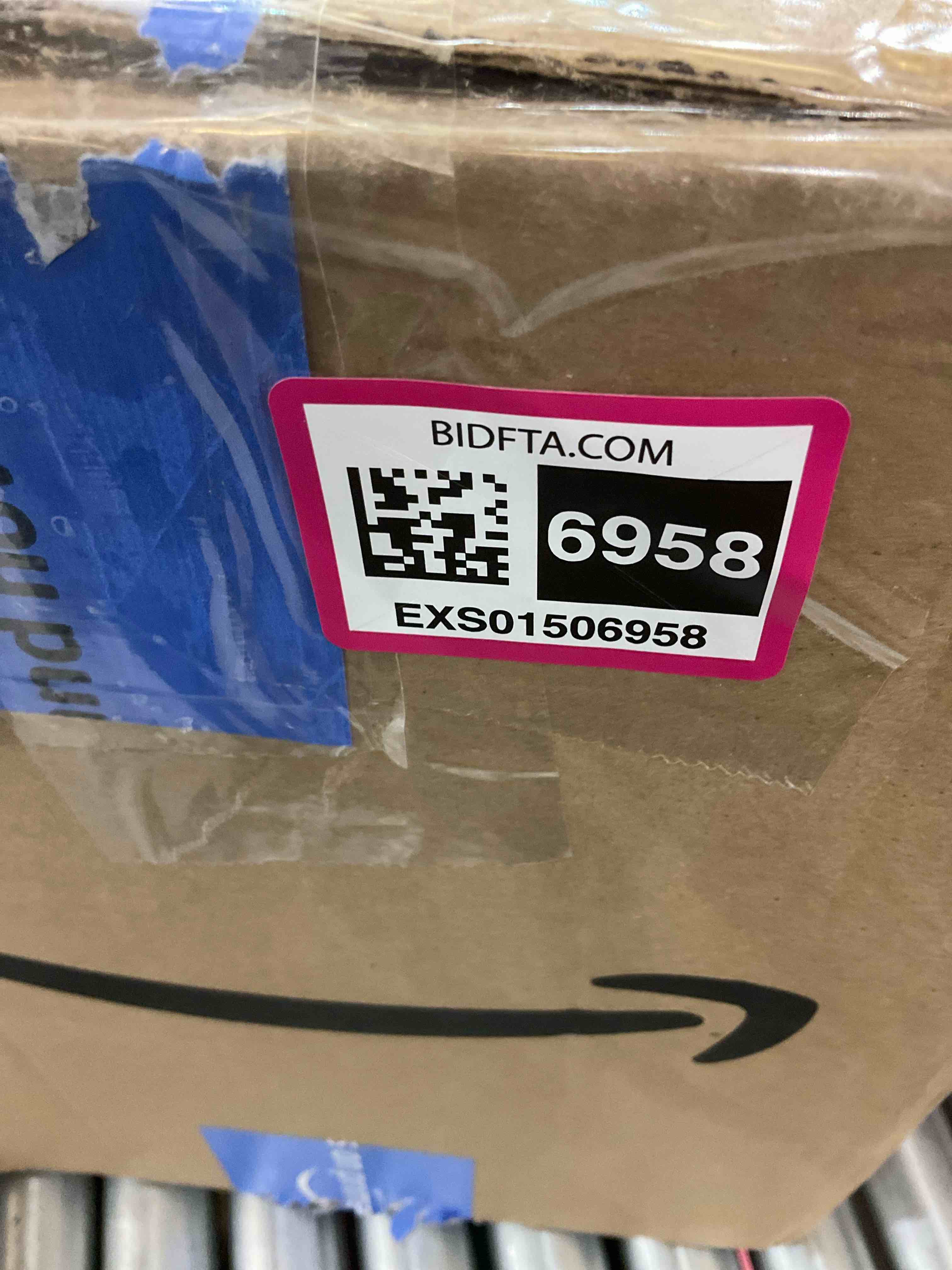 https://s3.amazonaws.com/lotting-images-prod/BargainHunt/EXS01506958_1716298935419.jpeg