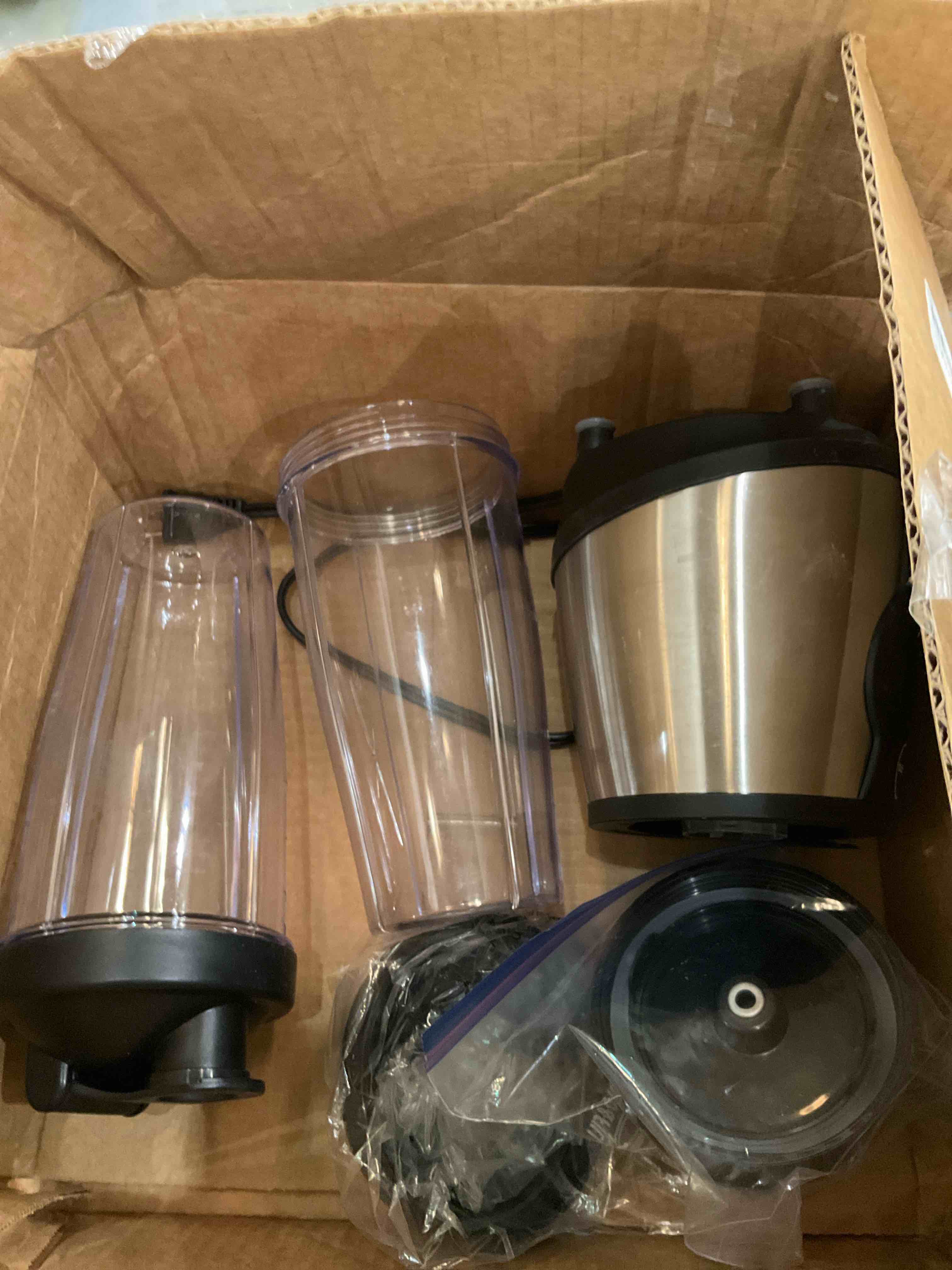 https://s3.amazonaws.com/lotting-images-prod/BargainHunt/EXS01506992_1716303867135.jpeg