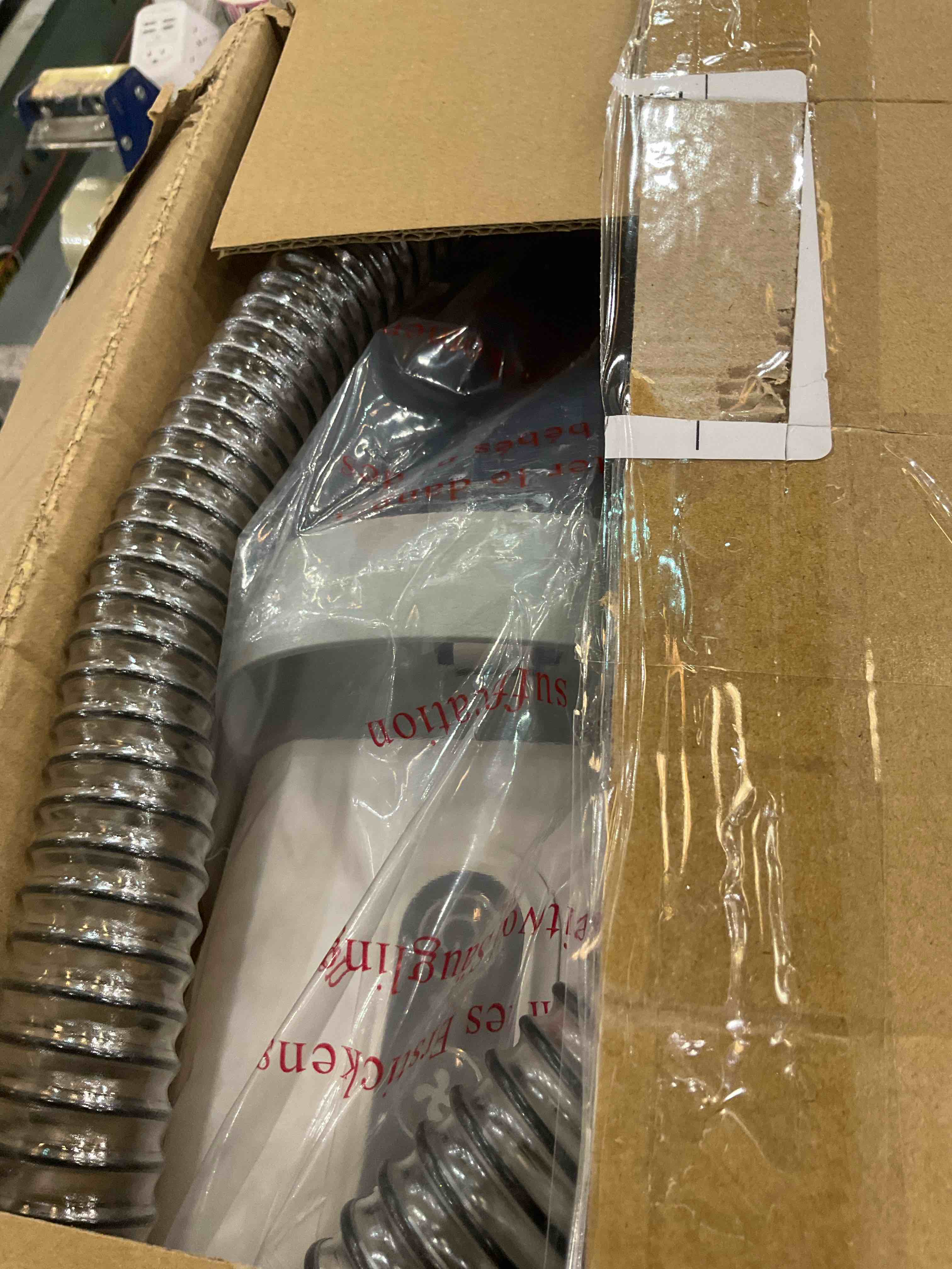 https://s3.amazonaws.com/lotting-images-prod/BargainHunt/EXS01506993_1716304026516.jpeg