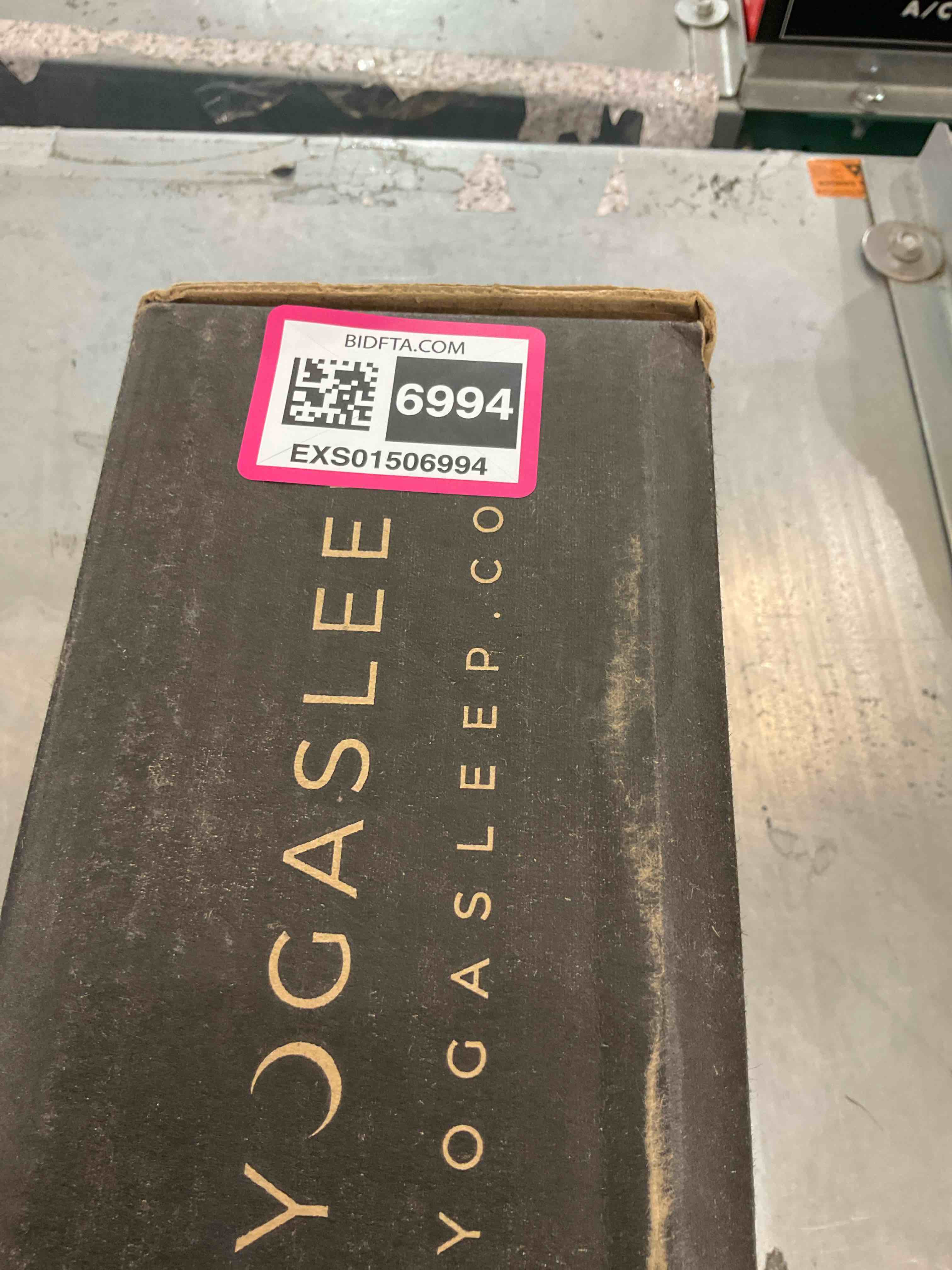 https://s3.amazonaws.com/lotting-images-prod/BargainHunt/EXS01506994_1716304195158.jpeg