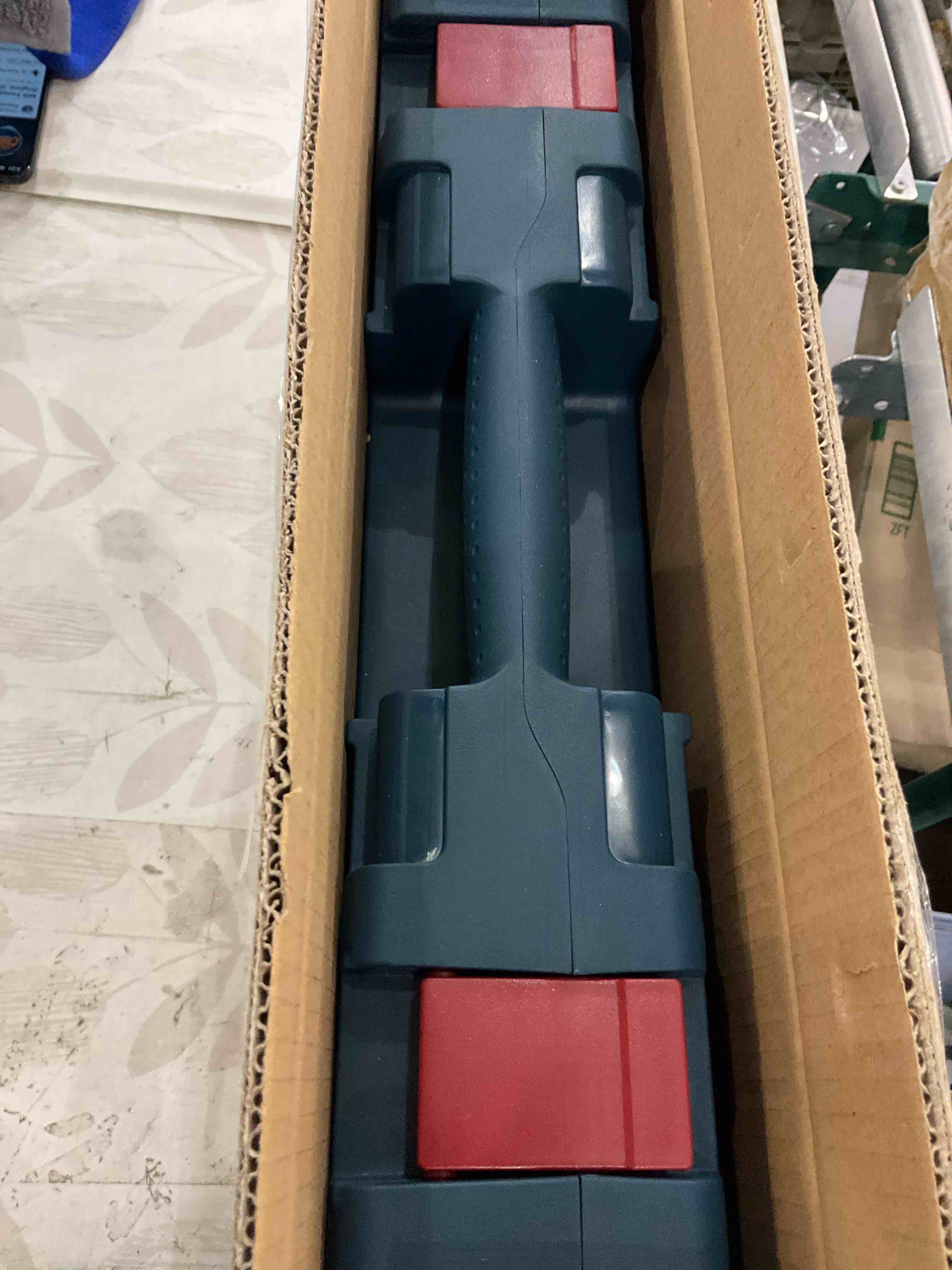 https://s3.amazonaws.com/lotting-images-prod/BargainHunt/EXS01507681_1715955661967.jpeg