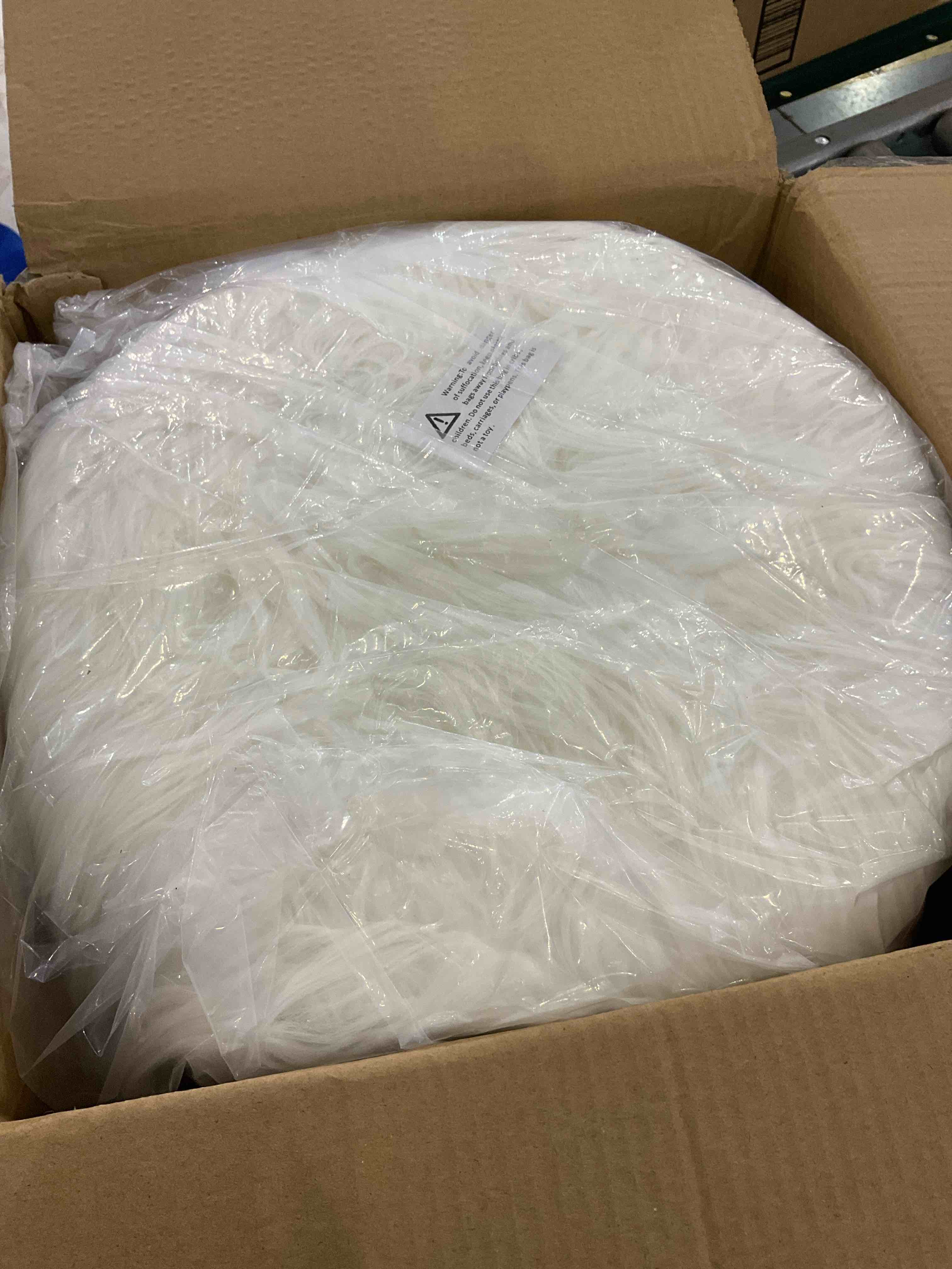 https://s3.amazonaws.com/lotting-images-prod/BargainHunt/EXS01507696_1715957544236.jpeg