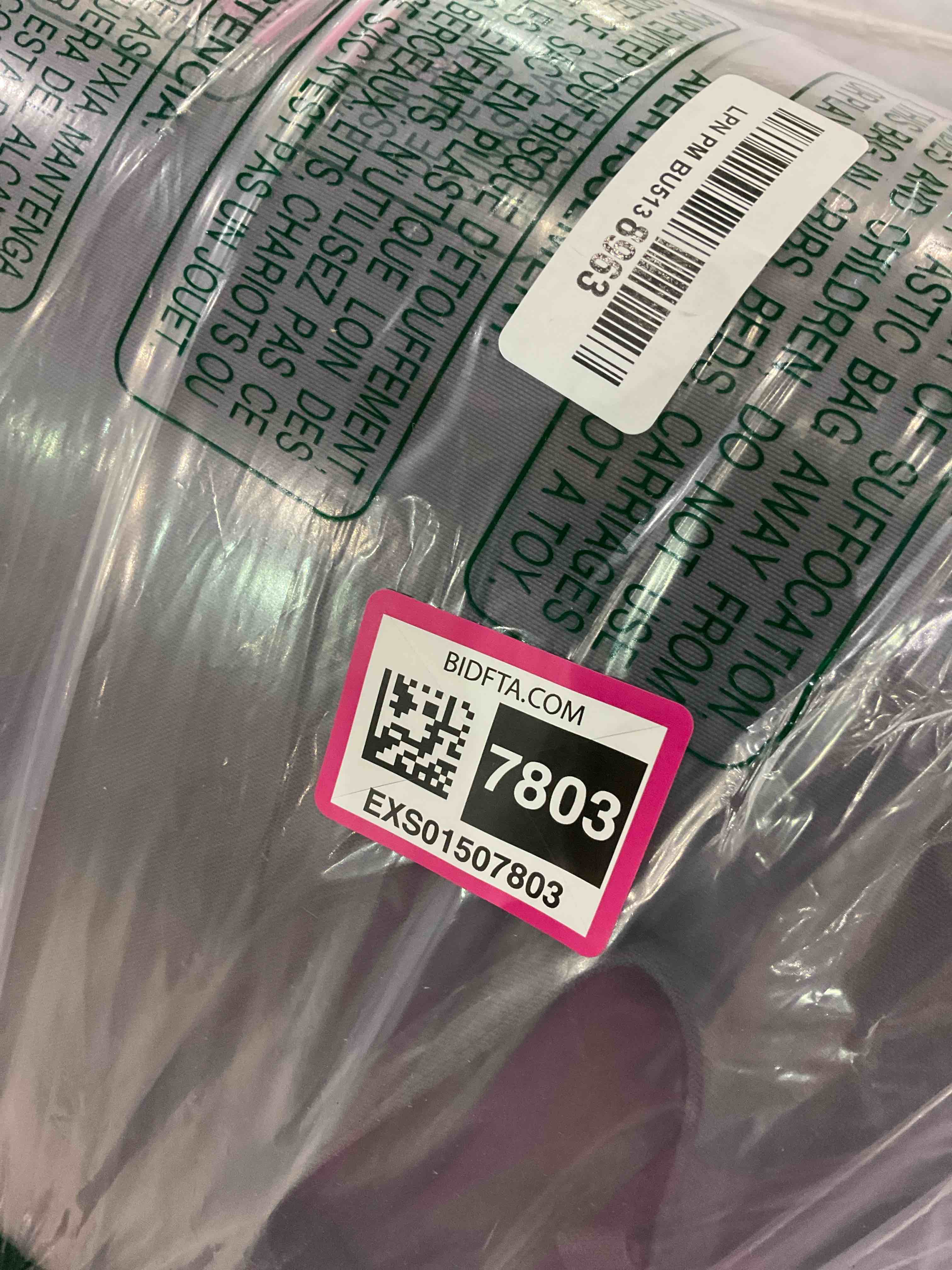 https://s3.amazonaws.com/lotting-images-prod/BargainHunt/EXS01507803_1716204010366.jpeg