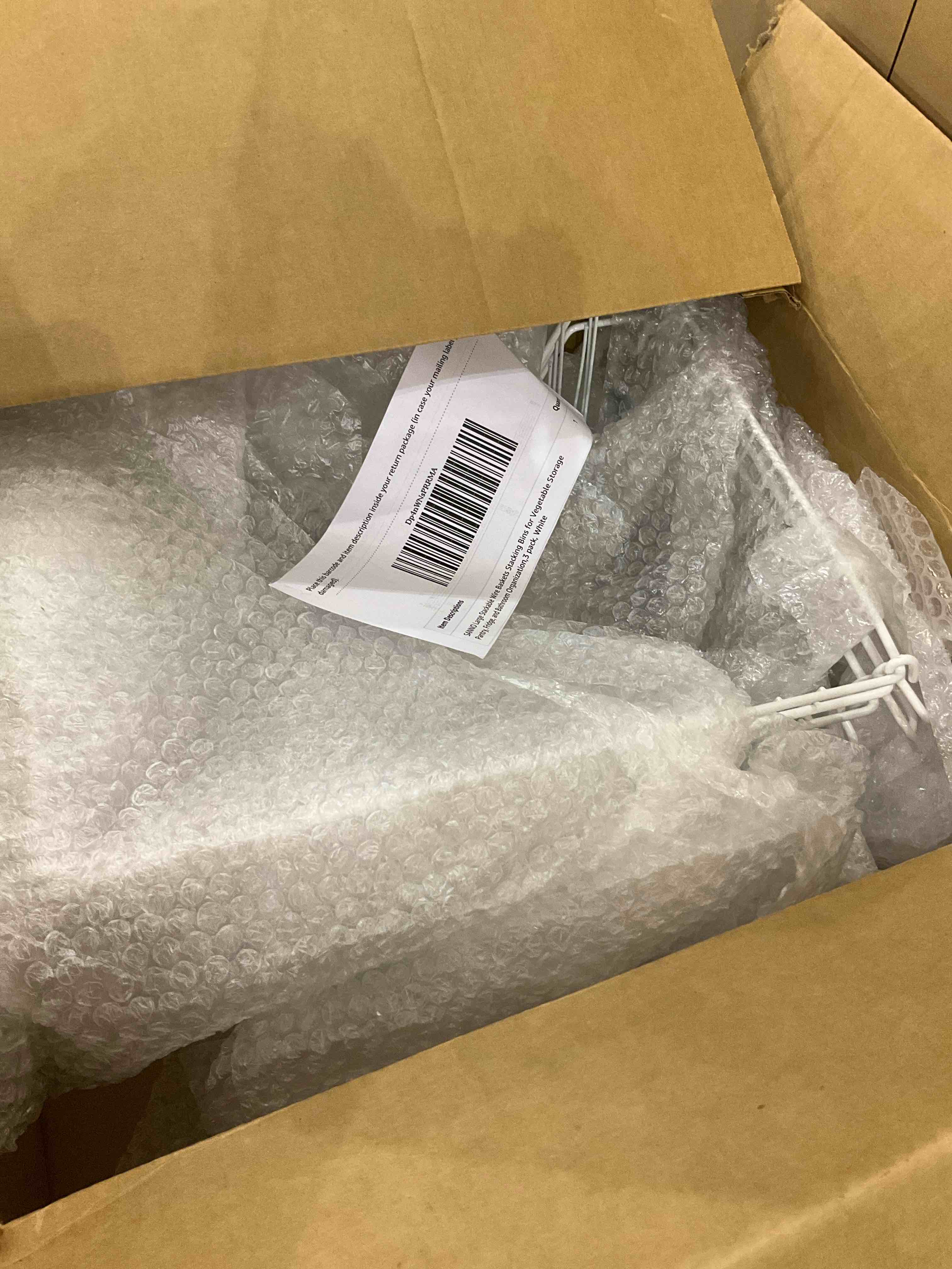 https://s3.amazonaws.com/lotting-images-prod/BargainHunt/EXS01507806_1716204371077.jpeg