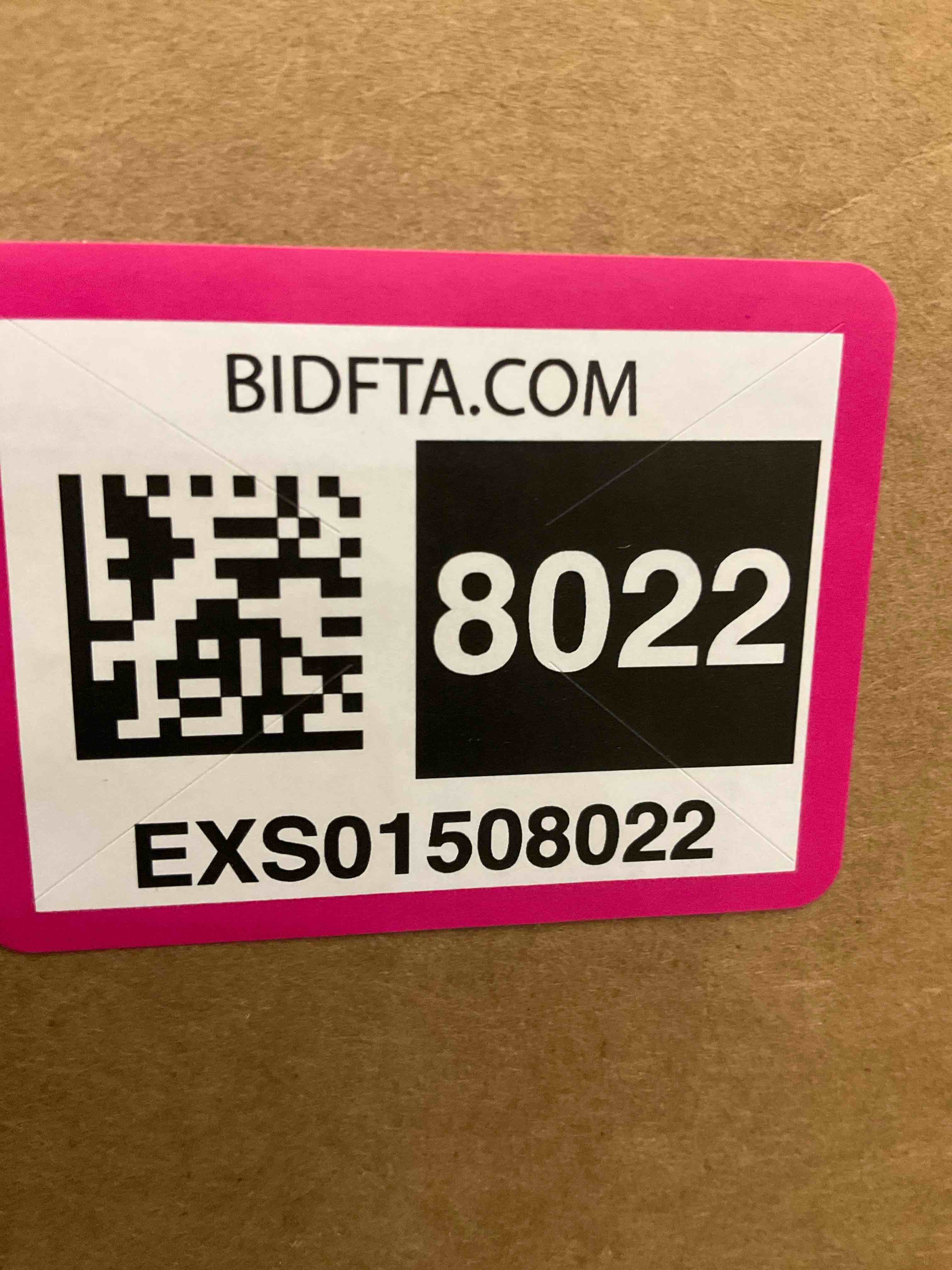 https://s3.amazonaws.com/lotting-images-prod/BargainHunt/EXS01508022_1717005194307.jpeg