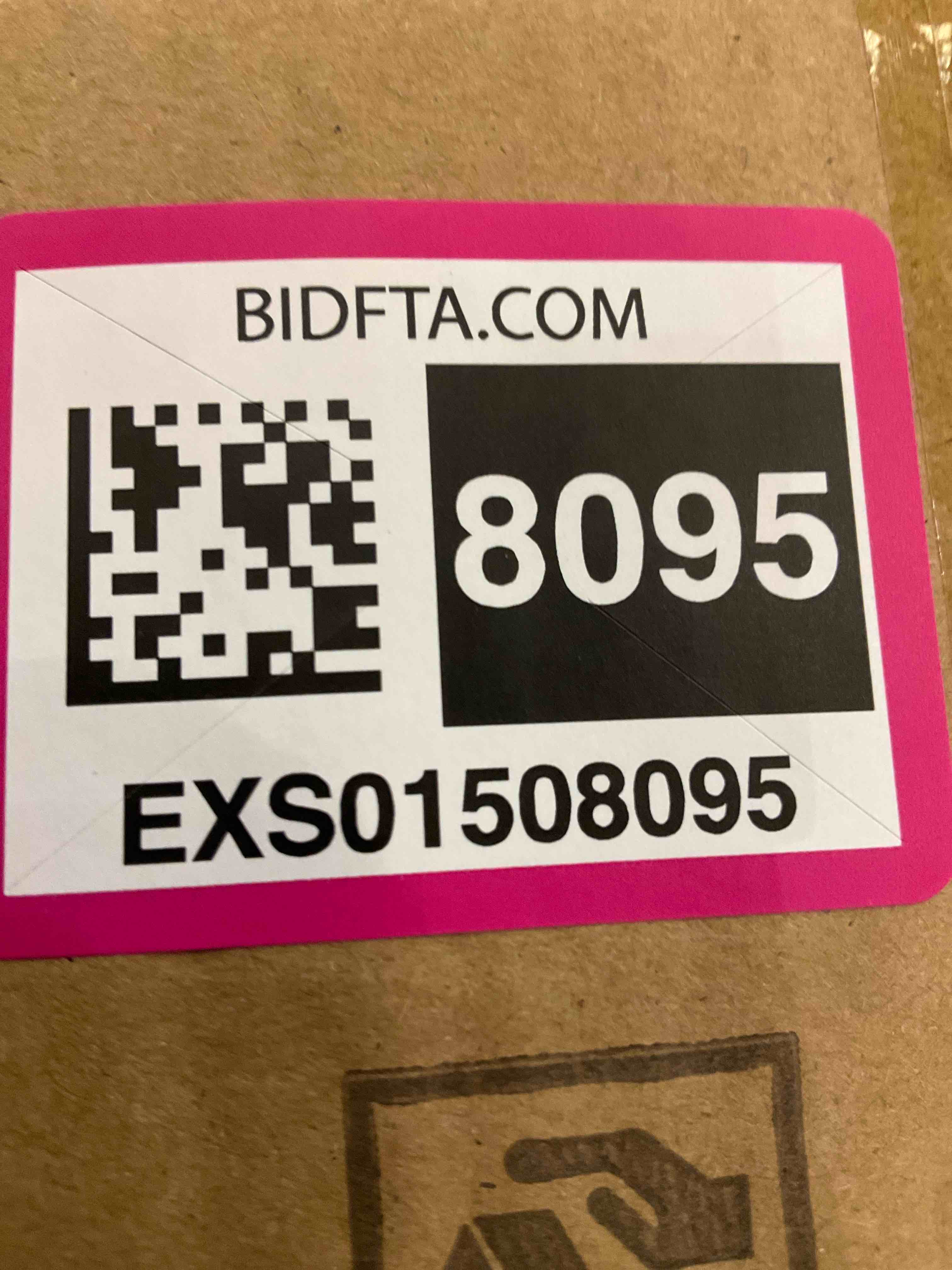 https://s3.amazonaws.com/lotting-images-prod/BargainHunt/EXS01508095_1717081337592.jpeg