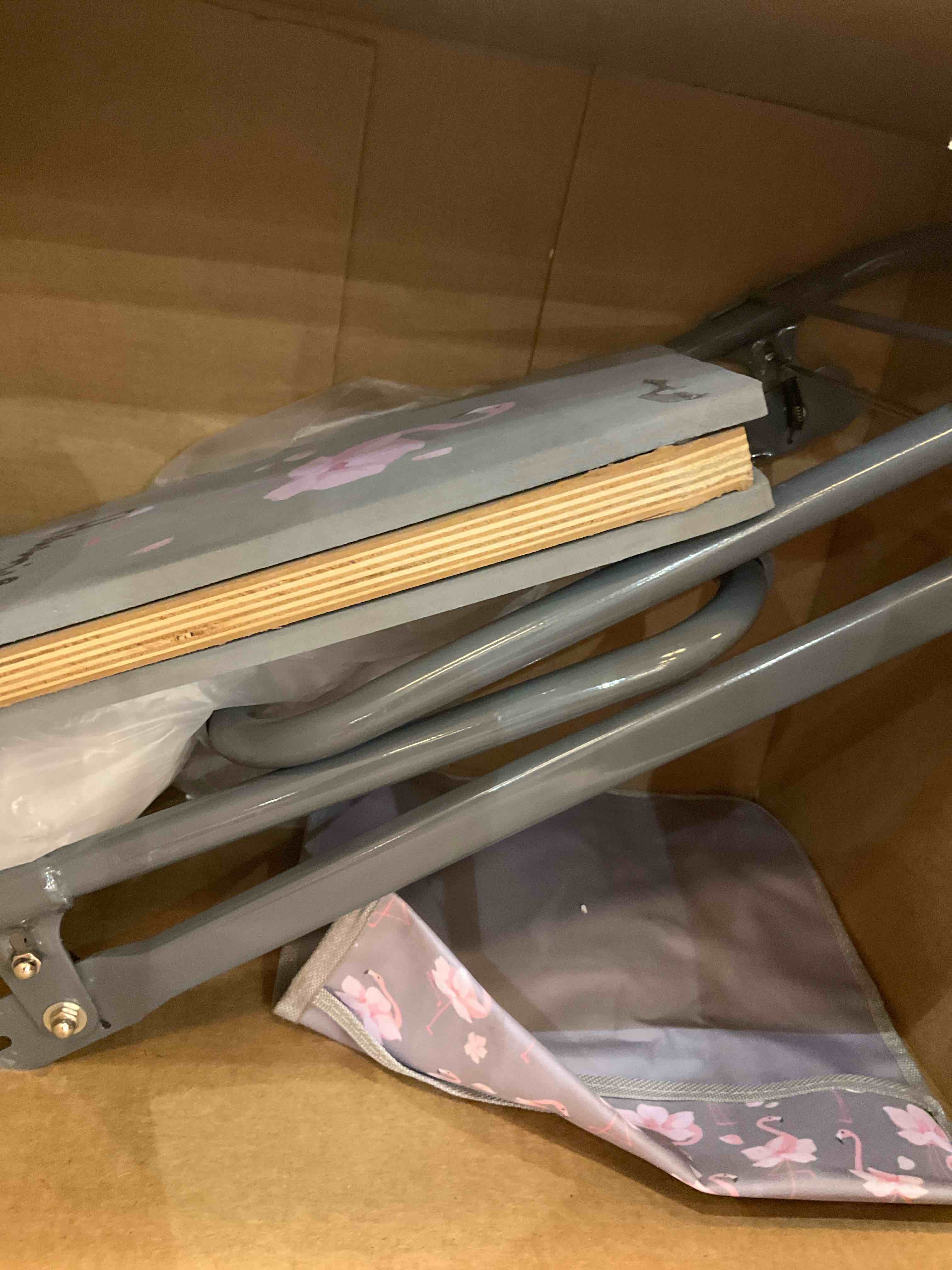 https://s3.amazonaws.com/lotting-images-prod/BargainHunt/EXS01508128_1717095587825.jpeg