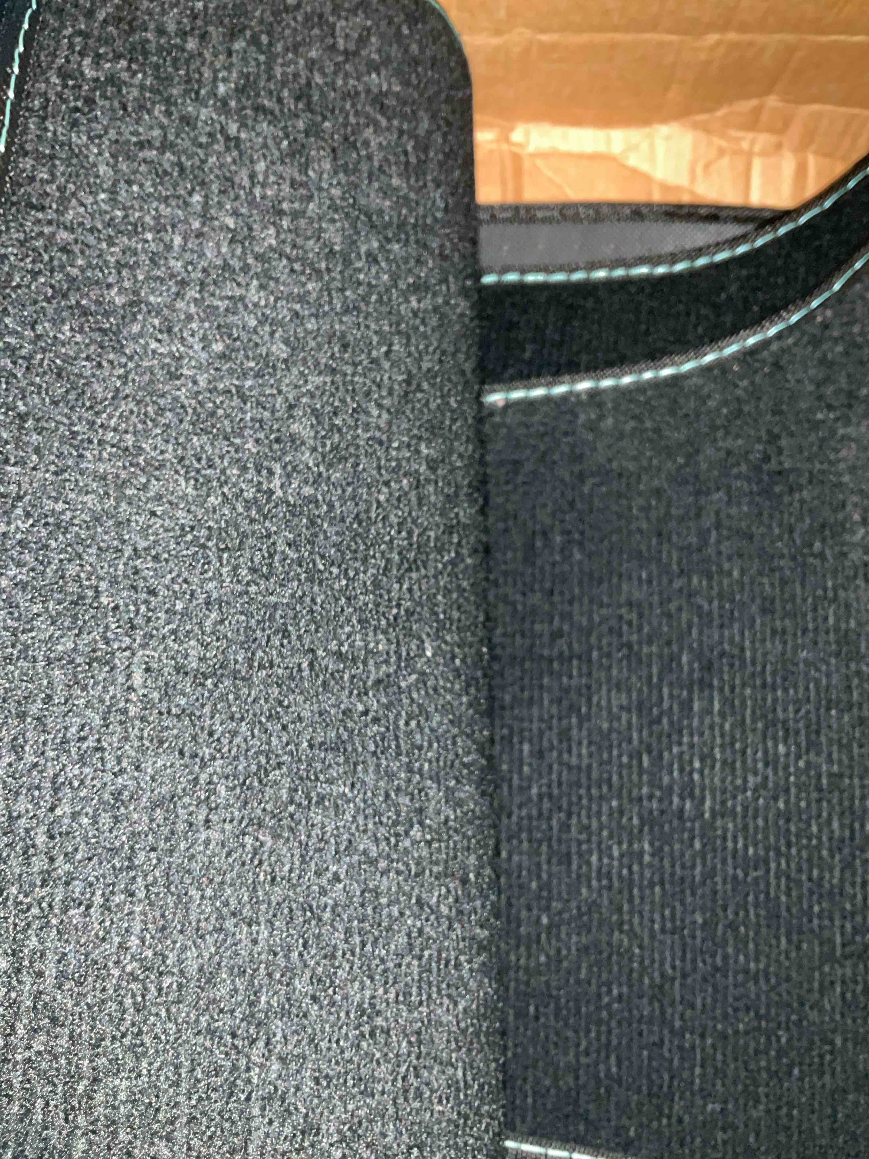 https://s3.amazonaws.com/lotting-images-prod/BargainHunt/EXS01508332_1717511979180.jpeg