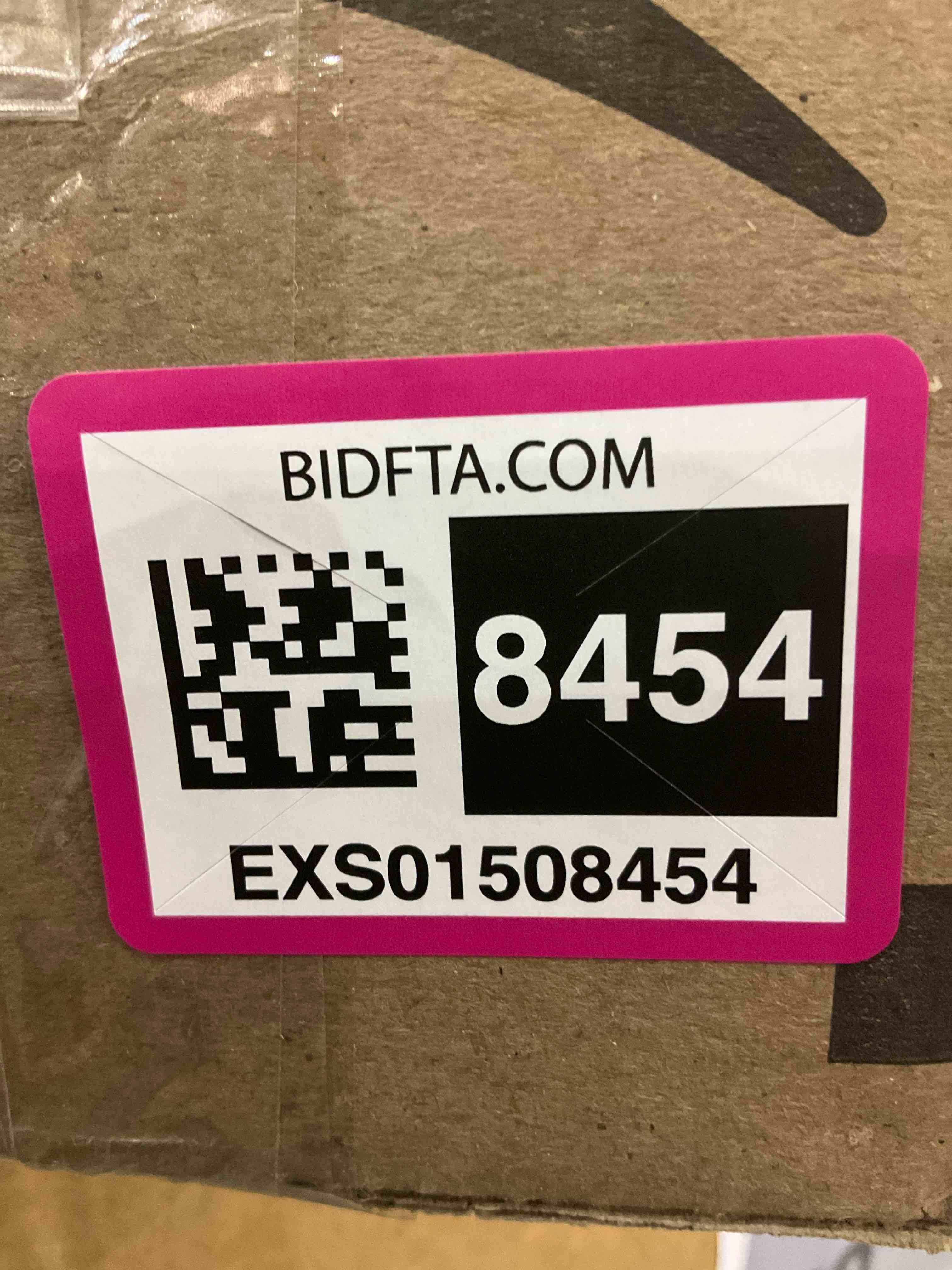 https://s3.amazonaws.com/lotting-images-prod/BargainHunt/EXS01508454_1717590734053.jpeg