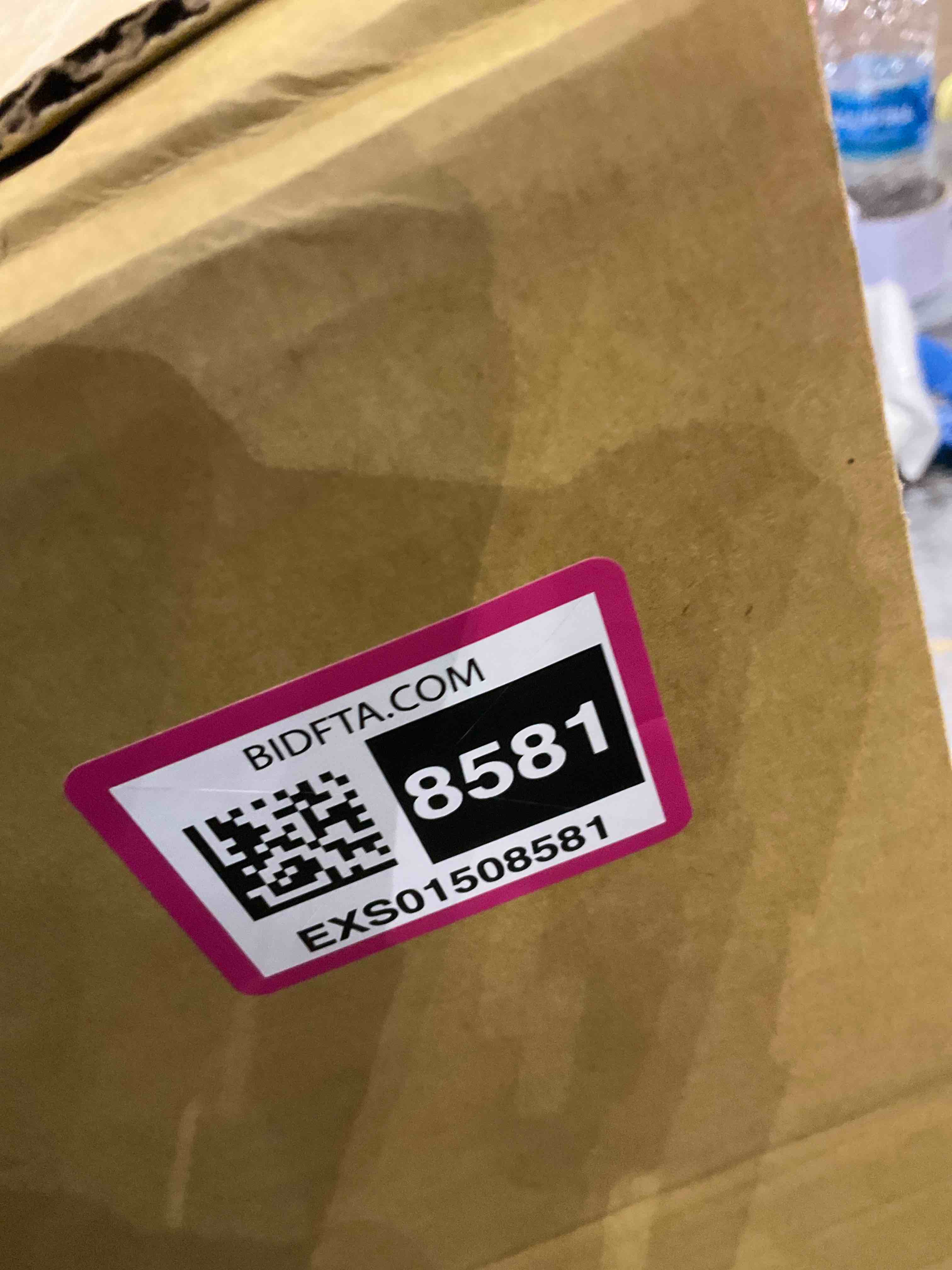 https://s3.amazonaws.com/lotting-images-prod/BargainHunt/EXS01508581_1717677965064.jpeg