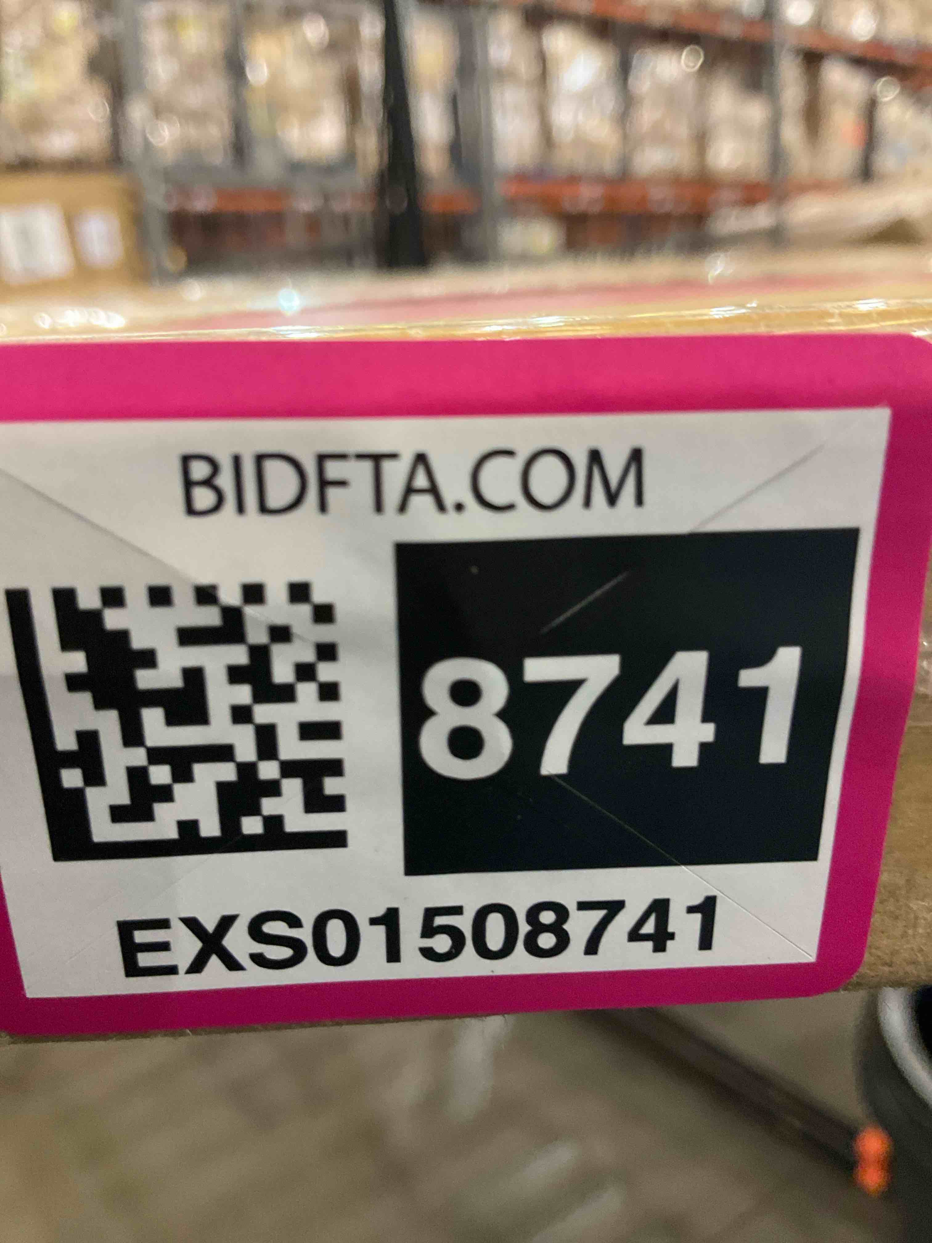 https://s3.amazonaws.com/lotting-images-prod/BargainHunt/EXS01508741_1717769436827.jpeg