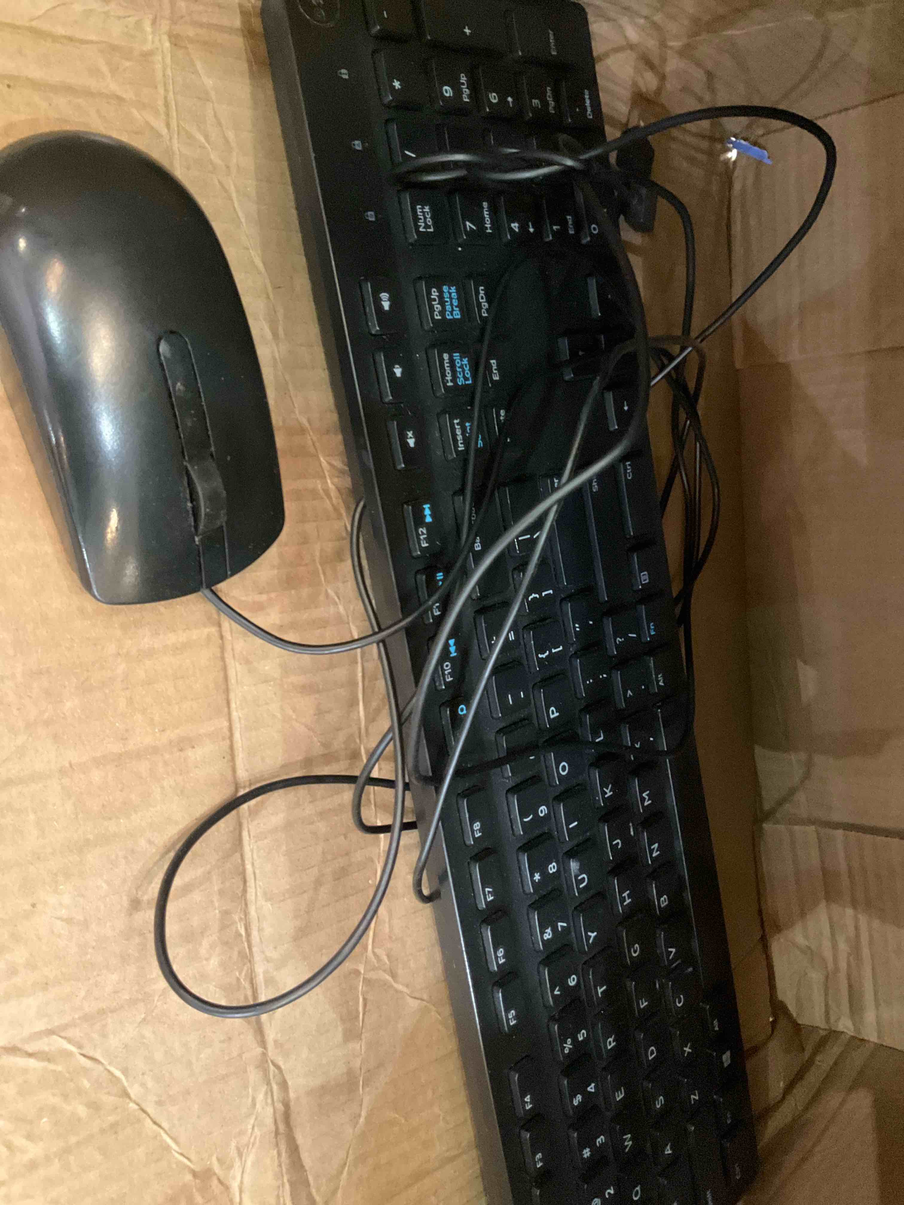 Logitech MK270 Wireless Keyboard And Mouse Combo For Windows, 2.4 GHz Wireless, Compact Mouse, 8 Multimedia And Shortcut Keys, For PC, Laptop - Black