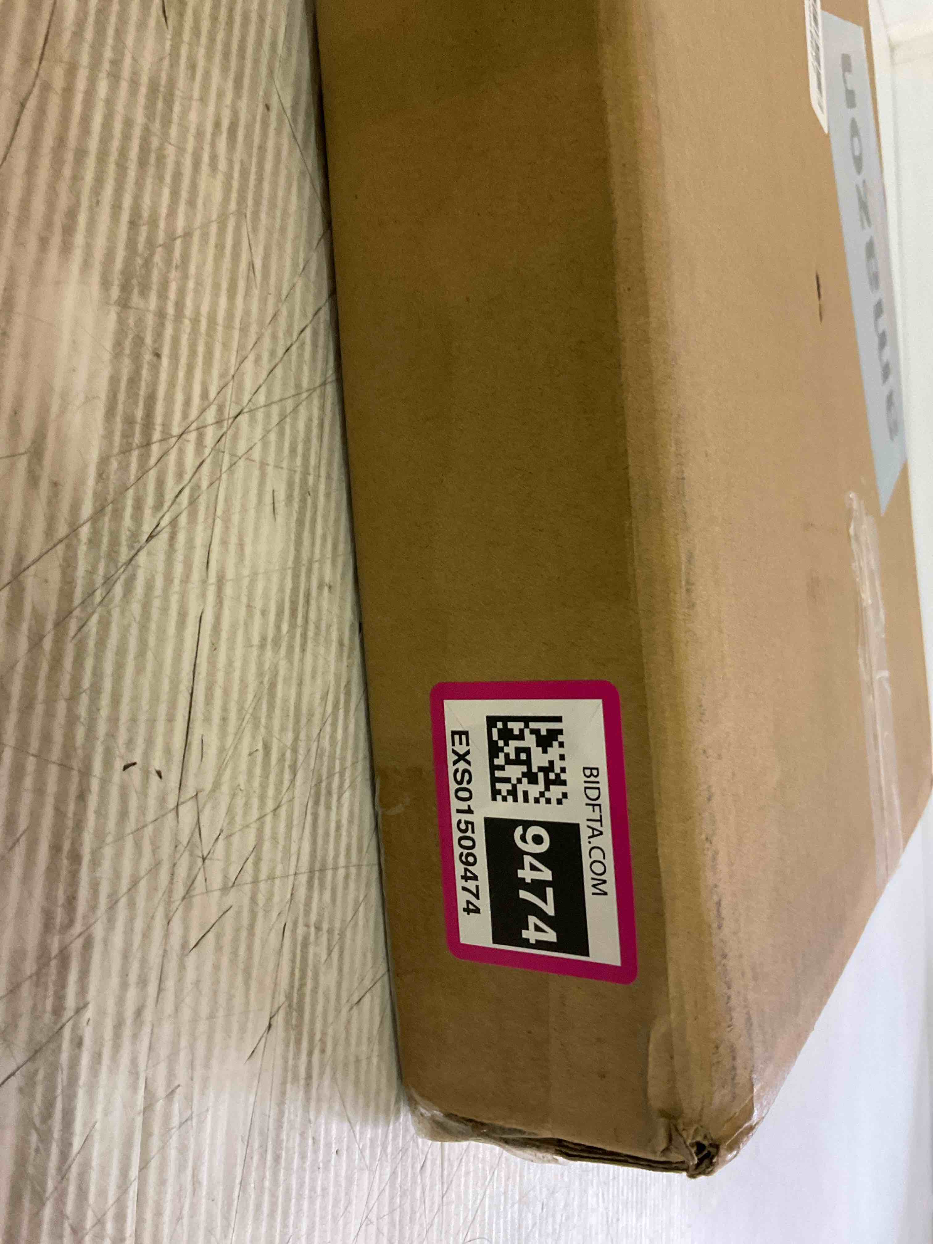 https://s3.amazonaws.com/lotting-images-prod/BargainHunt/EXS01509474_1719414145735.jpeg