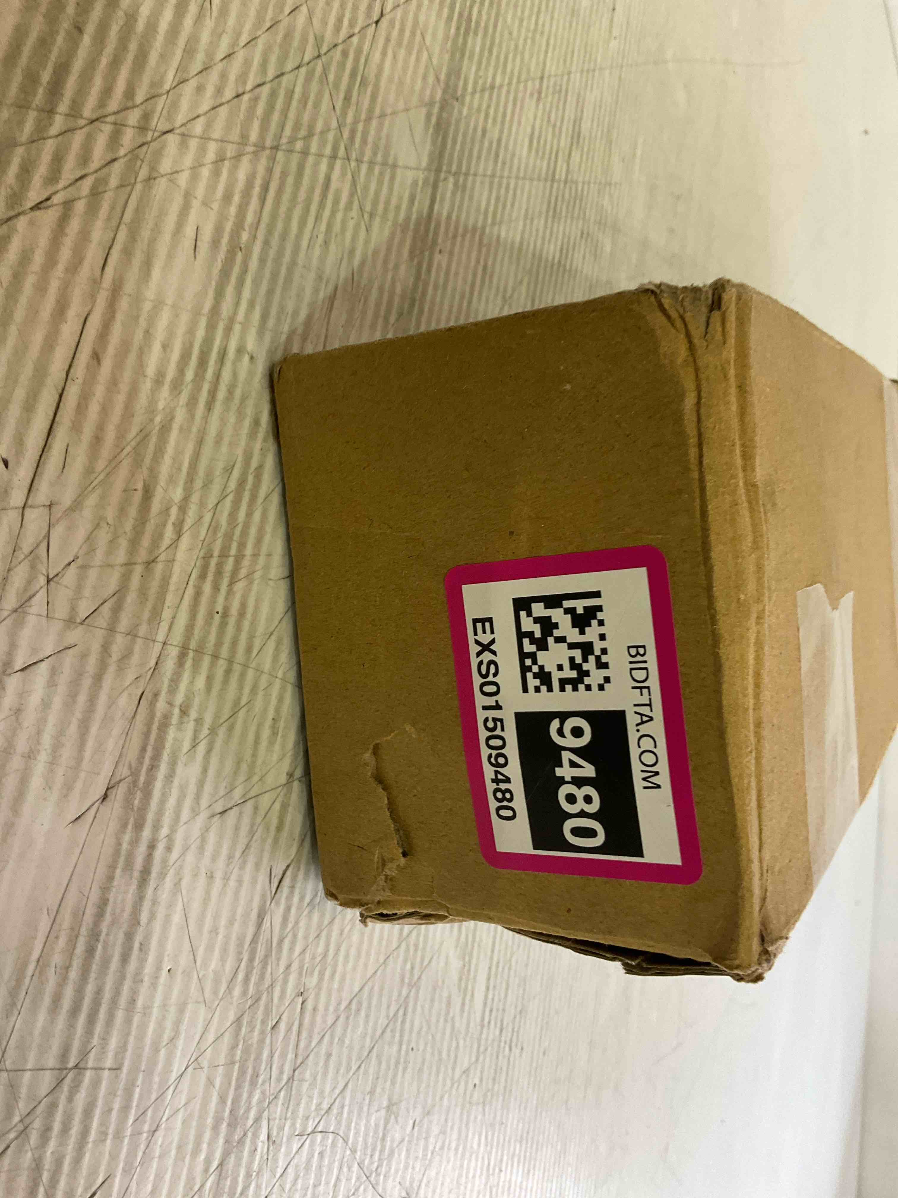 https://s3.amazonaws.com/lotting-images-prod/BargainHunt/EXS01509480_1719415420073.jpeg