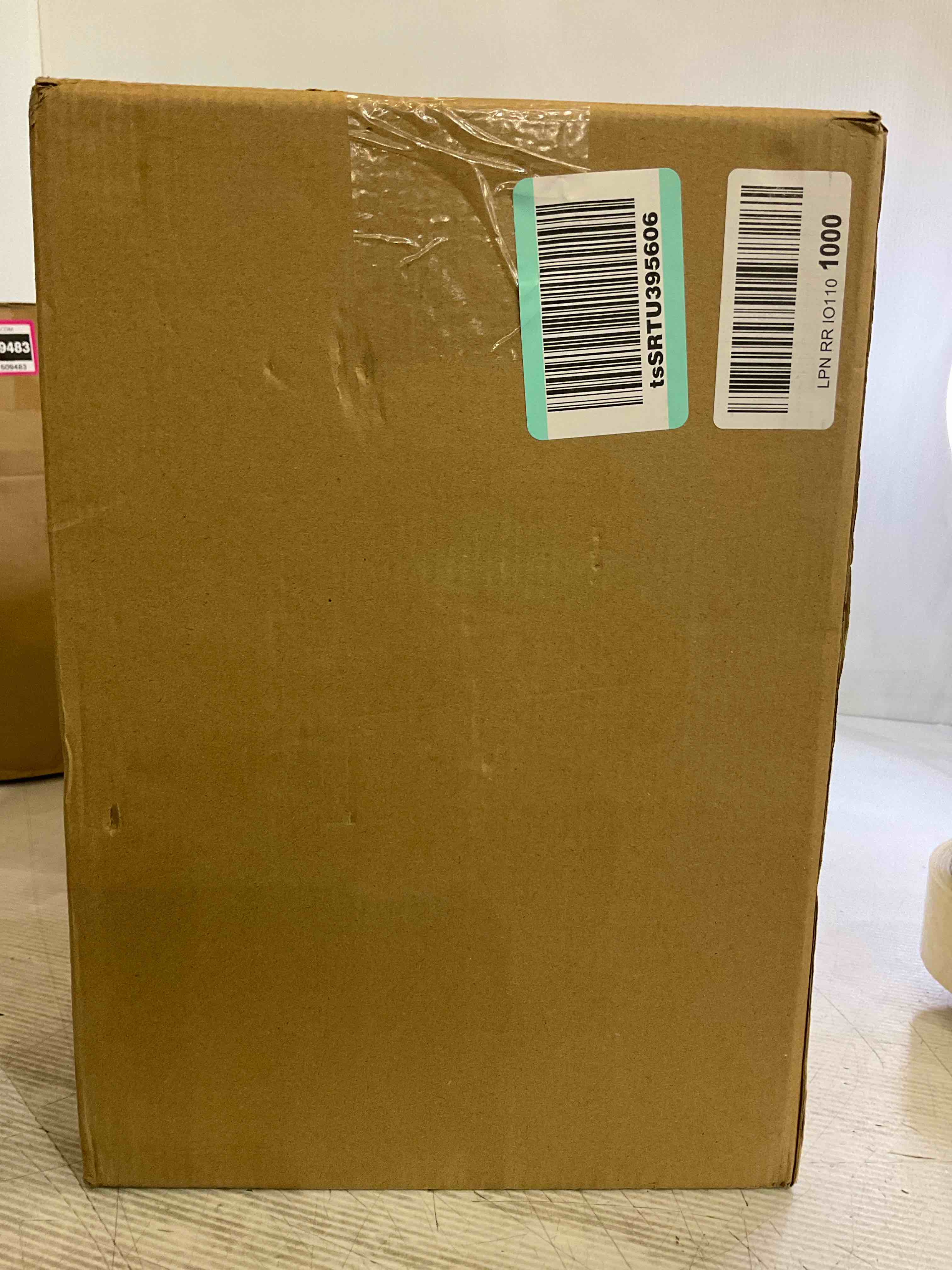https://s3.amazonaws.com/lotting-images-prod/BargainHunt/EXS01509485_1719416229434.jpeg