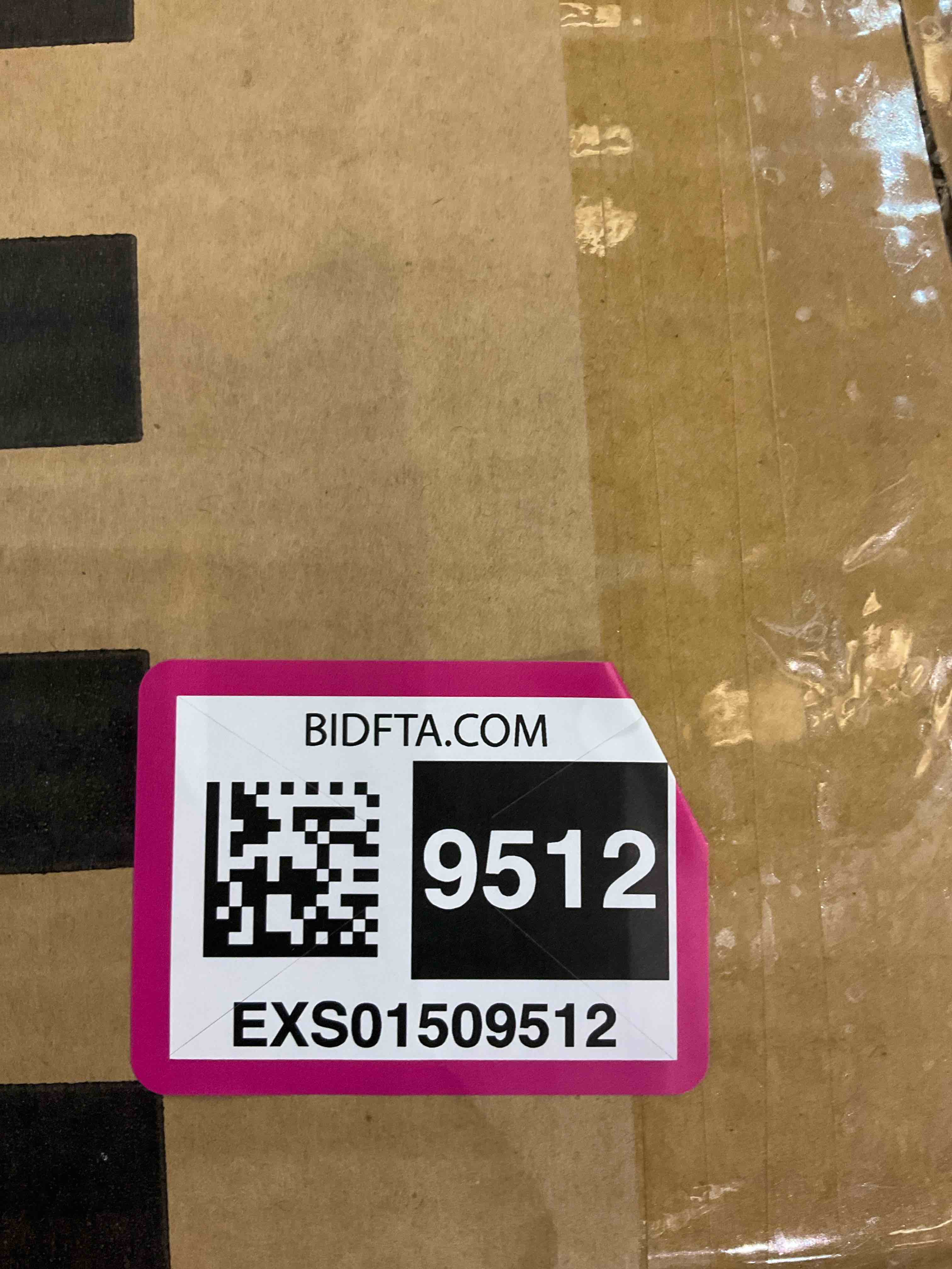 https://s3.amazonaws.com/lotting-images-prod/BargainHunt/EXS01509512_1716564106785.jpeg