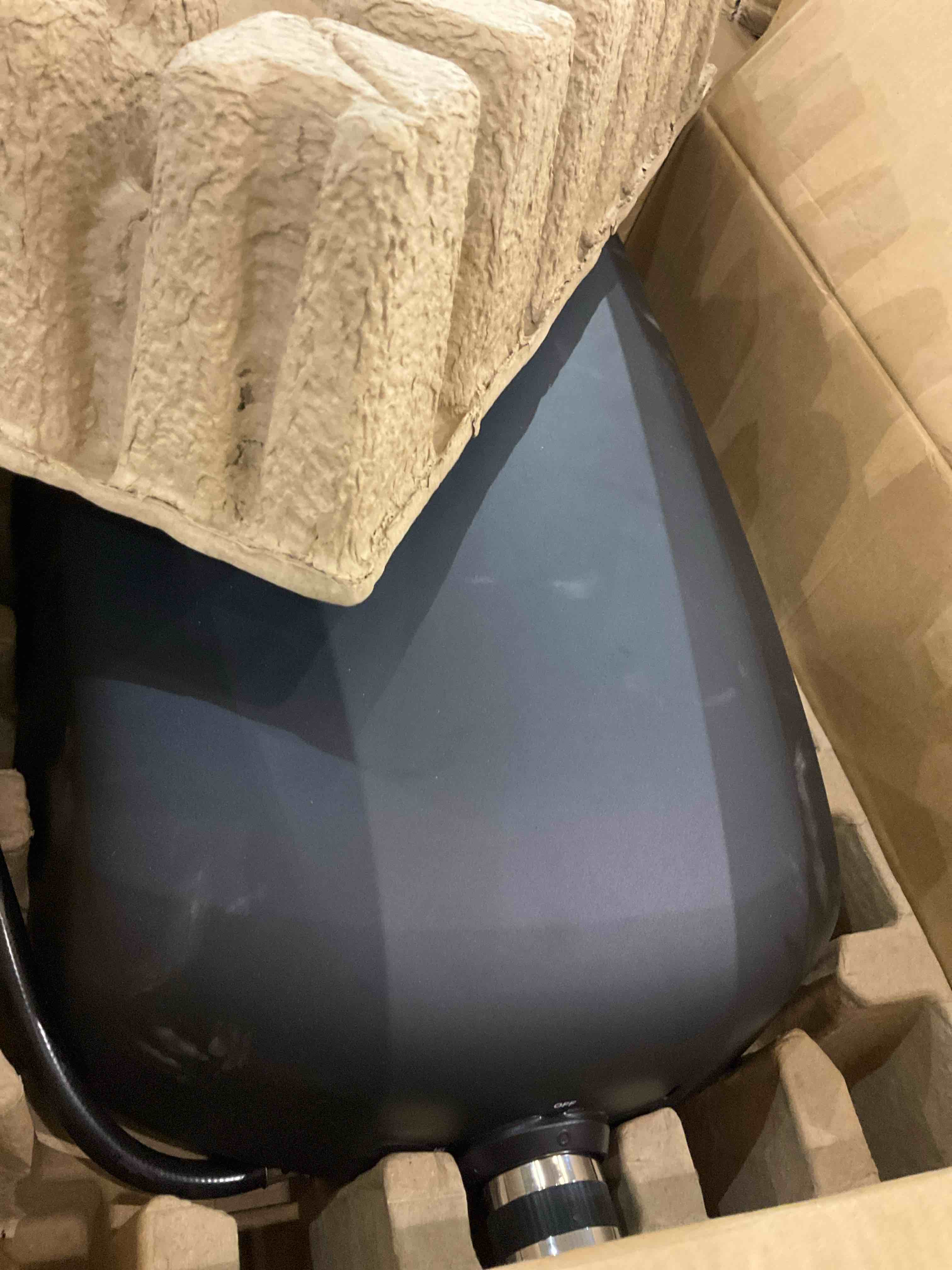 https://s3.amazonaws.com/lotting-images-prod/BargainHunt/EXS01509514_1716564386744.jpeg